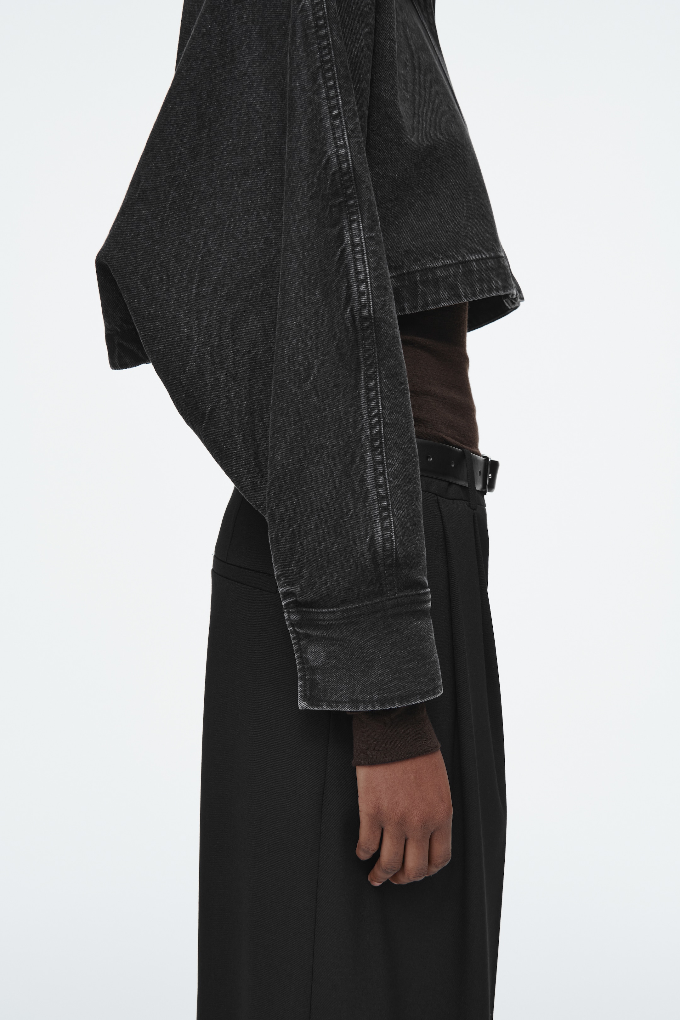 Grotere afbeelding bekijken: Cropped spijkerjack - ZWART - DAMES | H&M NL 3