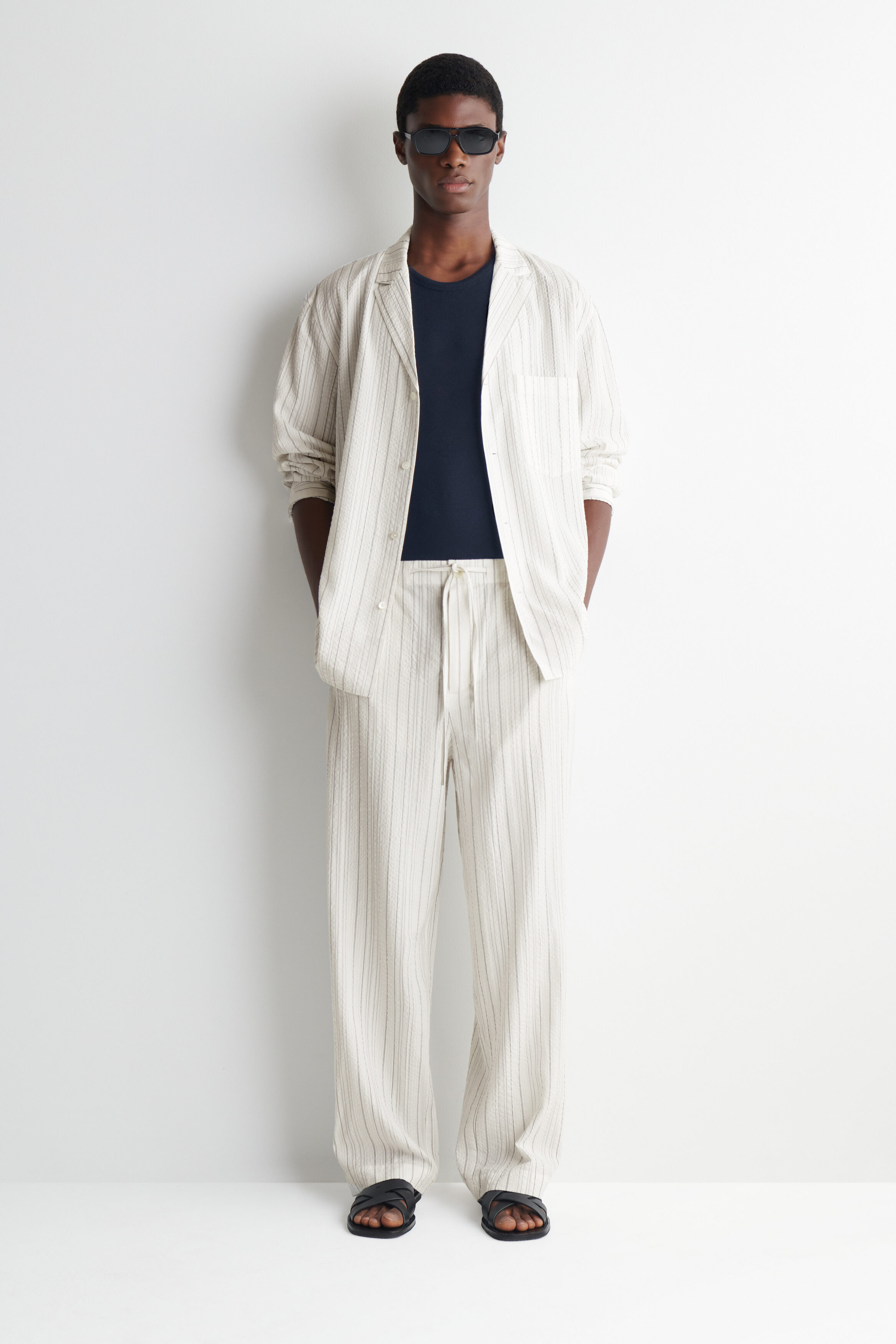 STRIPED TEXTURED CAMP-COLLAR SHIRT - thumbnail 5