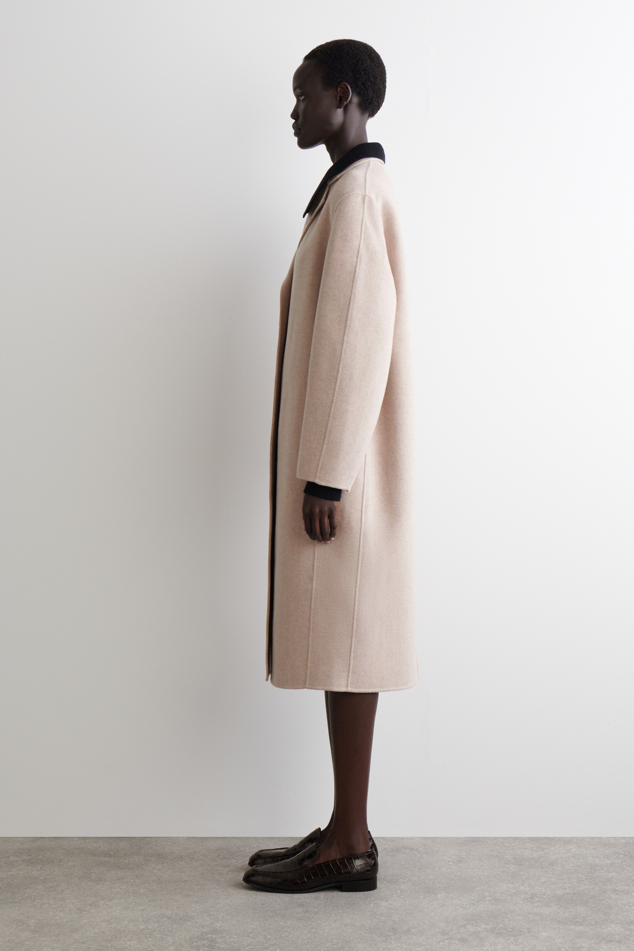 Größeres Bild ansehen: LANGER MANTEL AUS DOUBLEFACE-WOLLE - HELLES BEIGE - Ladies | H&M DE 3