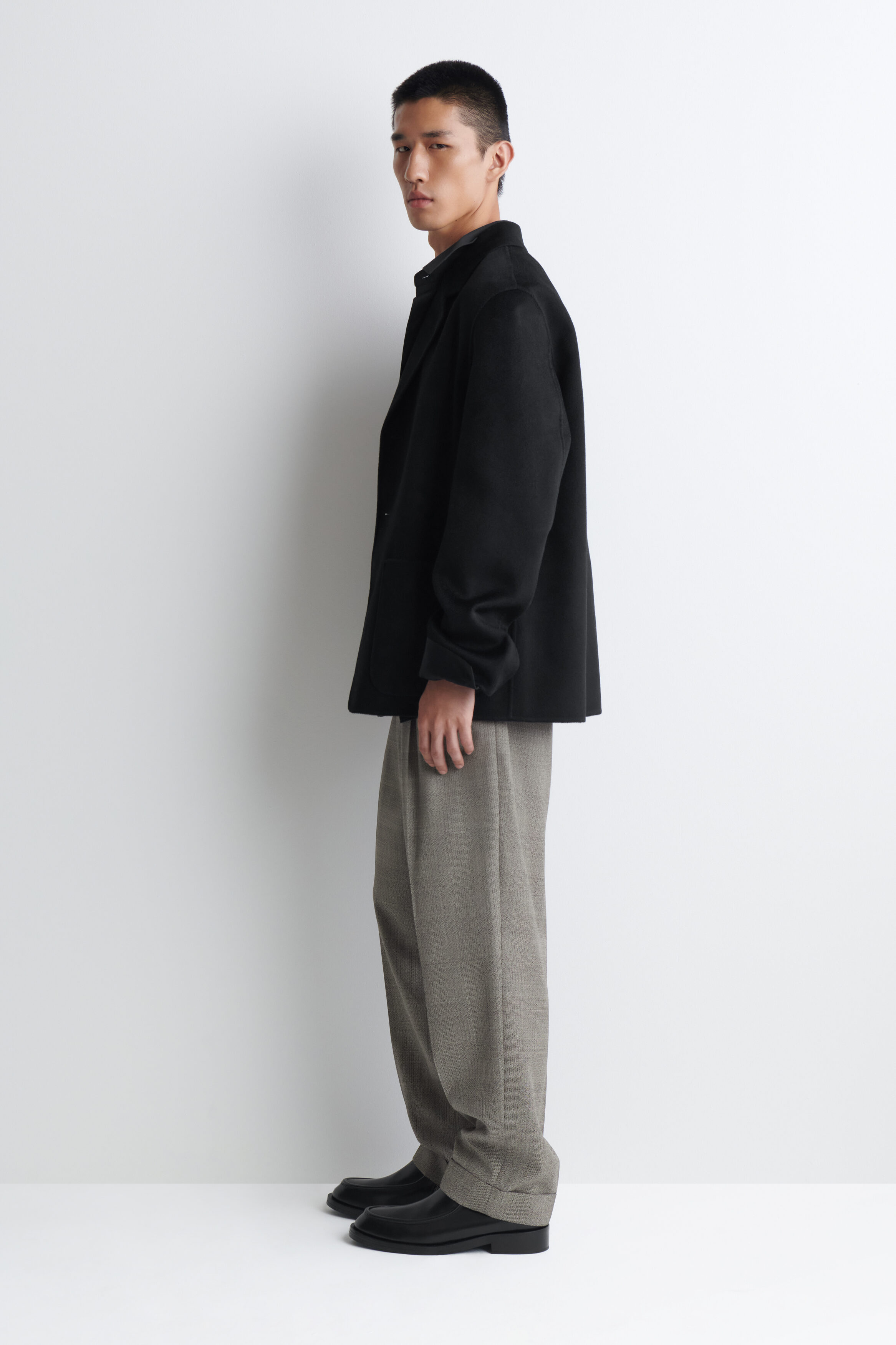 TAILORED DOUBLE-FACED CASHMERE BLAZER - thumbnail 4