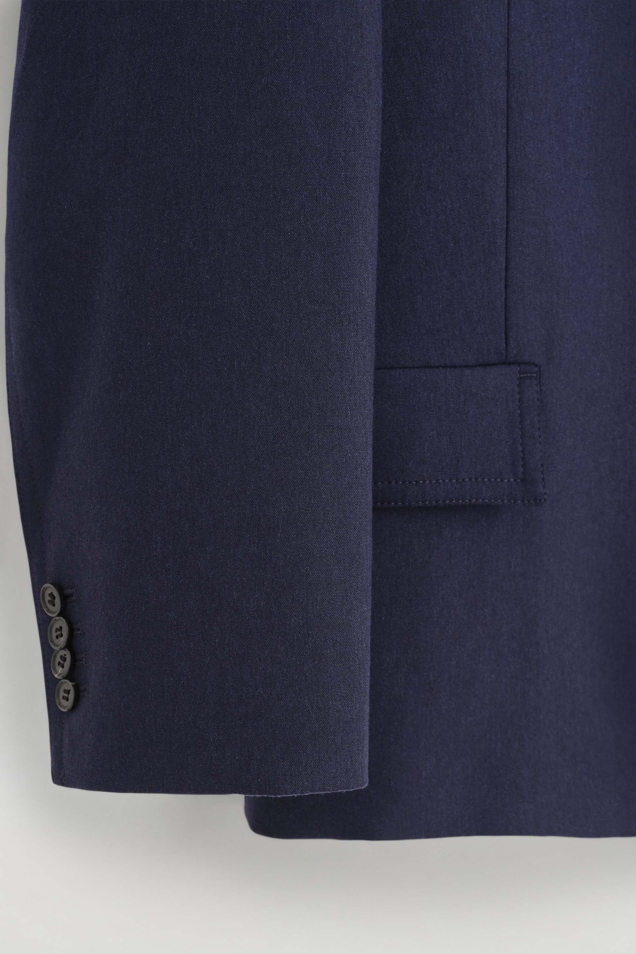 STRUCTURED WOOL-BLEND BLAZER — NAVY