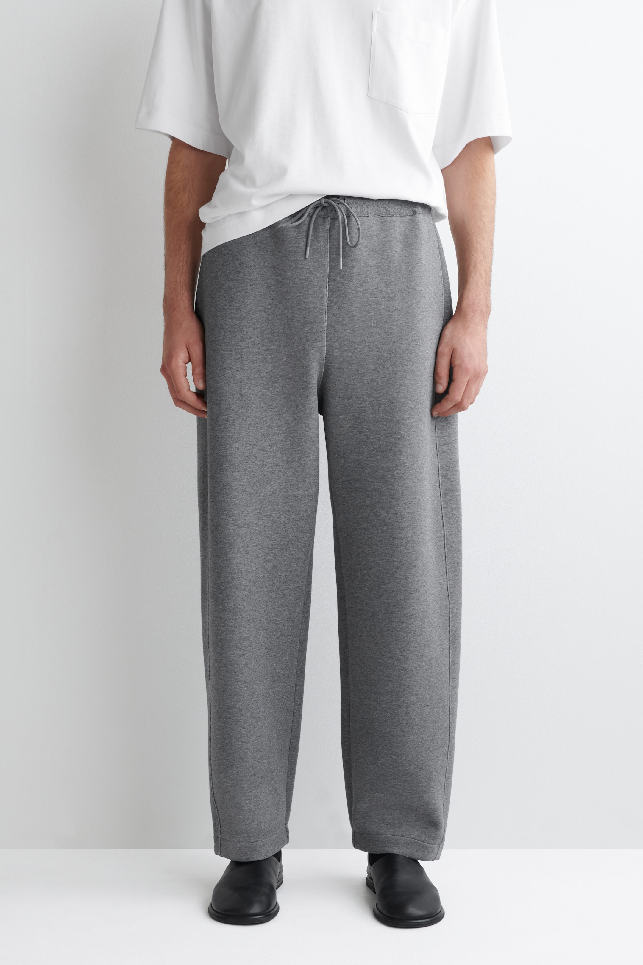 SCUBA BARREL-LEG JOGGERS