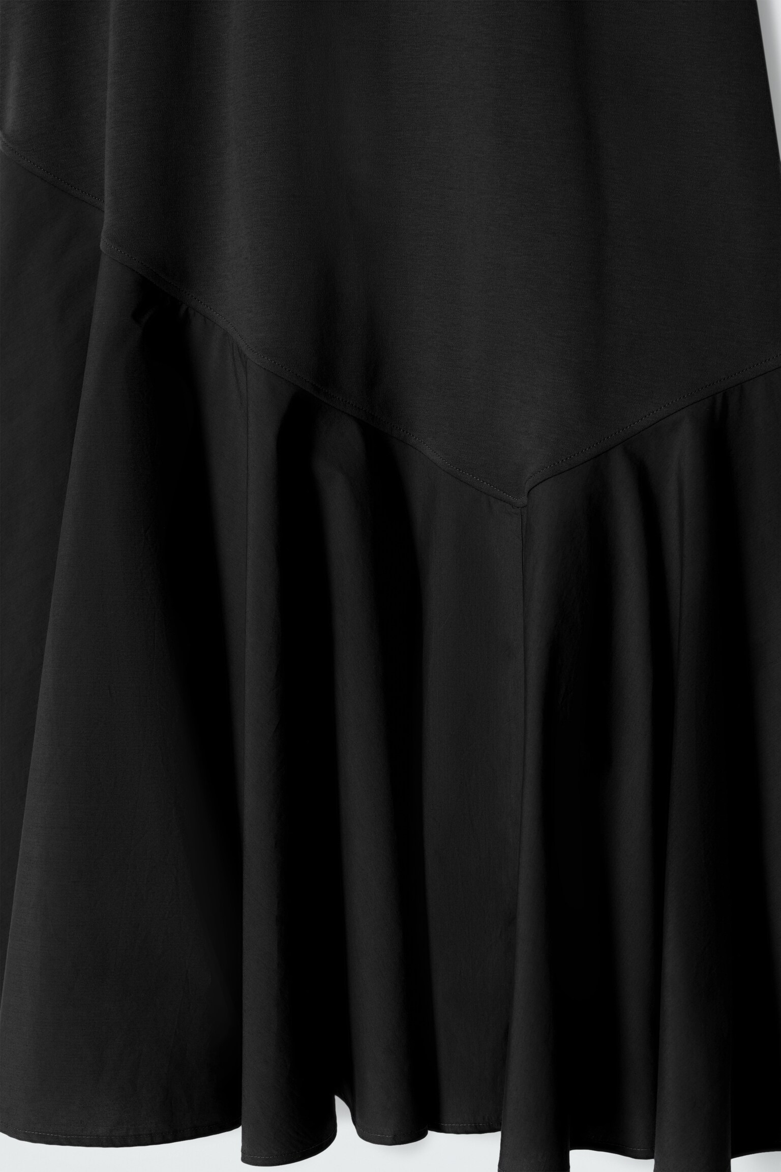 VESTIDO CAMISETA CORTO ASIMÉTRICO - NEGRO/PISTACHO/COBALTO - 3