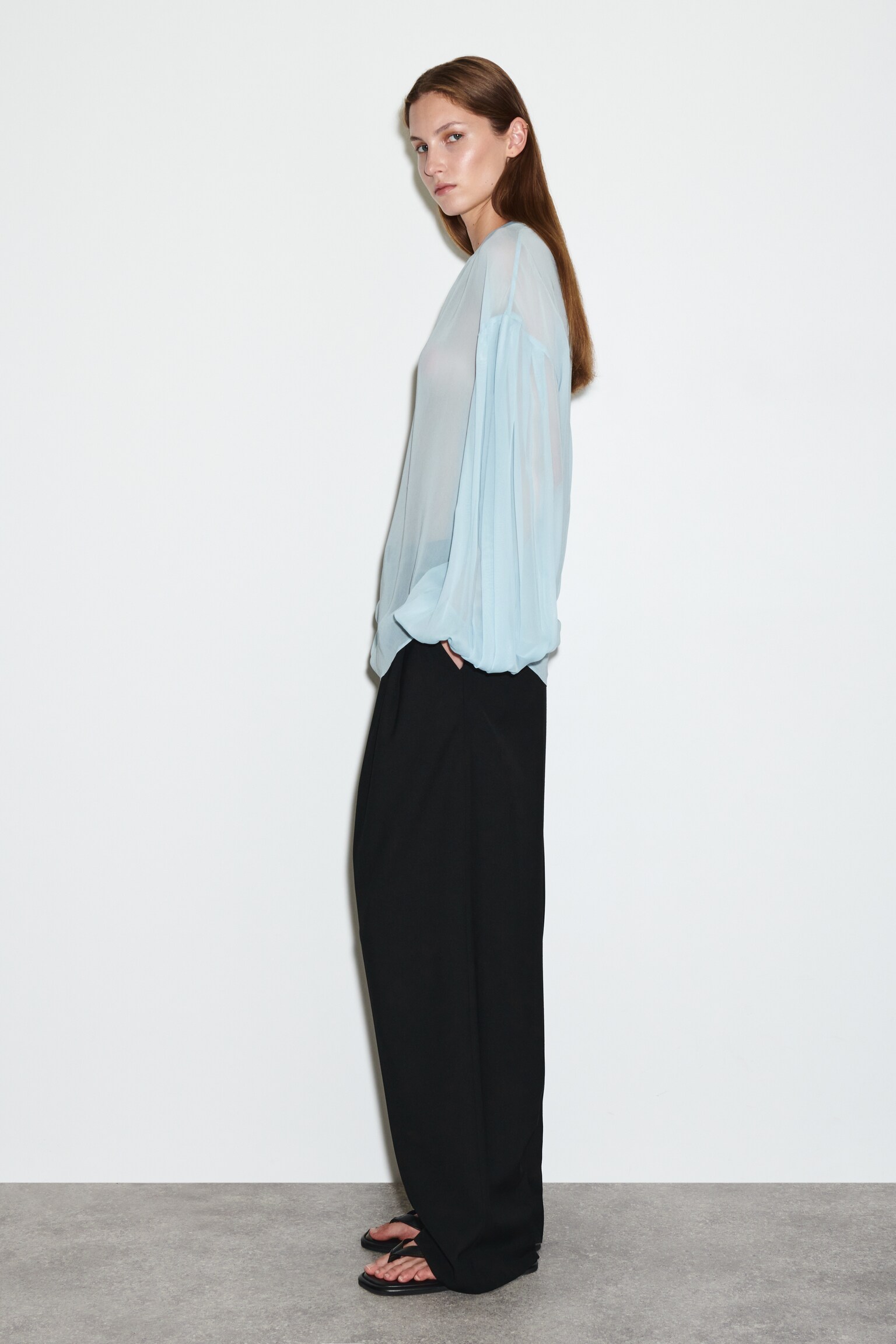BLUSA TRASPARENTE CON MANICHE A PALLONCINO - CELESTE/ROSSO SCURO - 5
