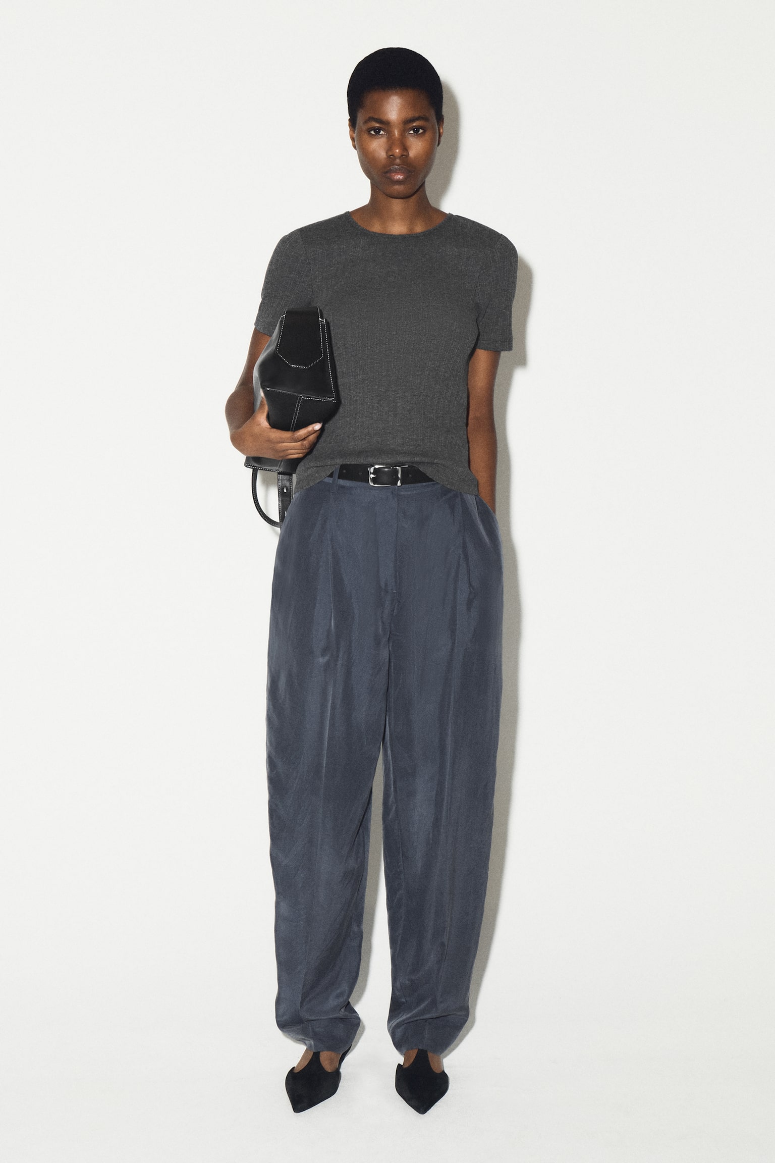 TRICOU DIN PUNCTE ÎMPLETITE - CARBON/IVORY - 6