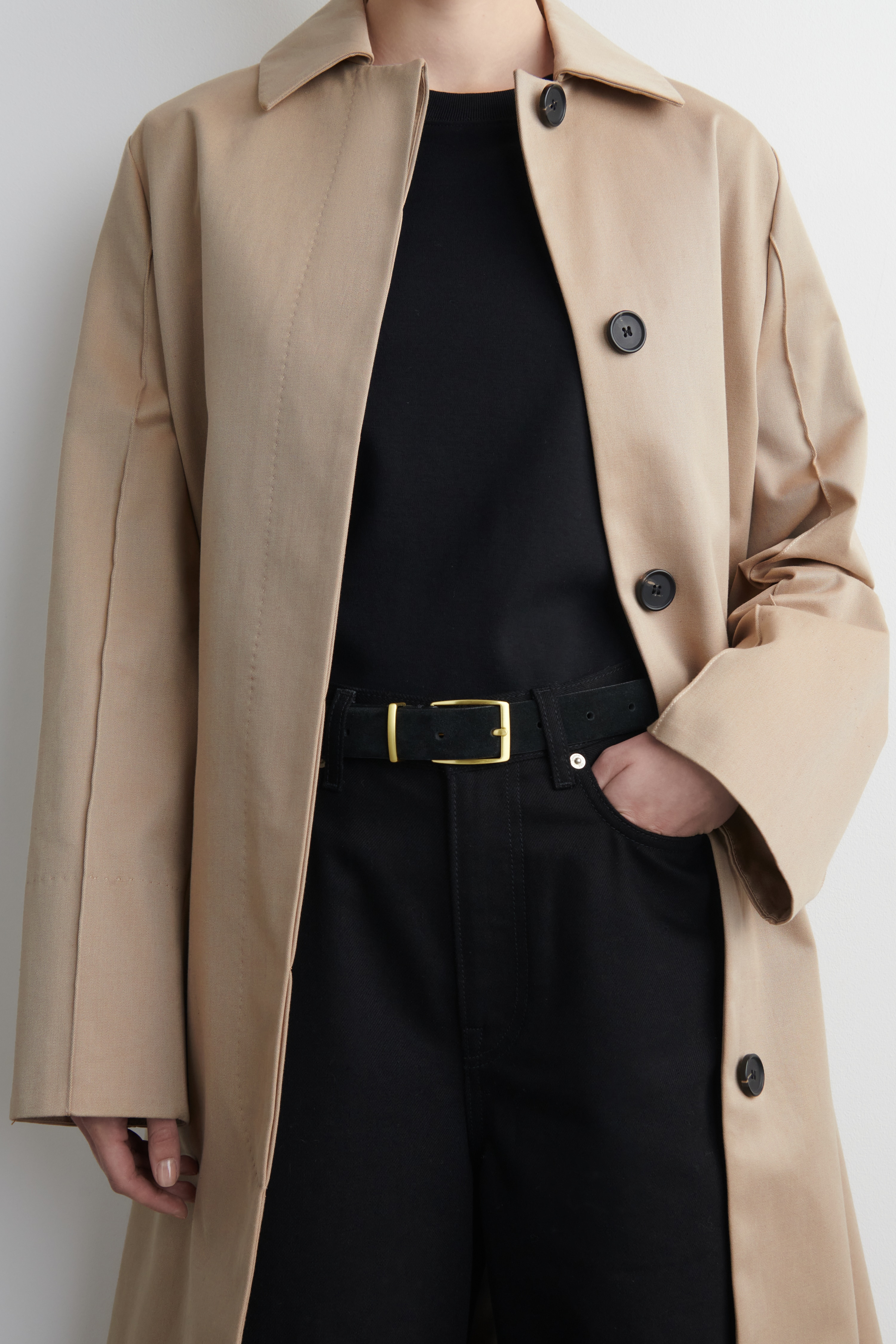 KLASSZIKUS BŐR ÖV - FEKETE