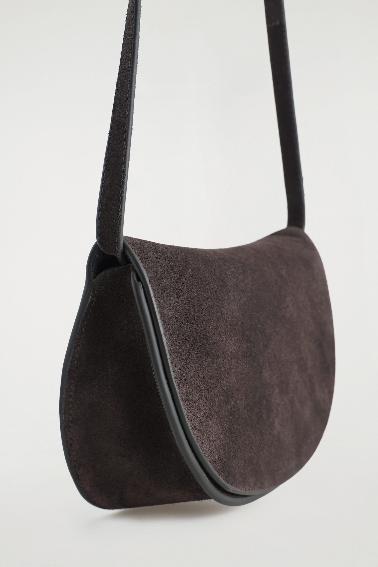 CURVED CROSSBODY BAG - SUEDE — DARK BROWN