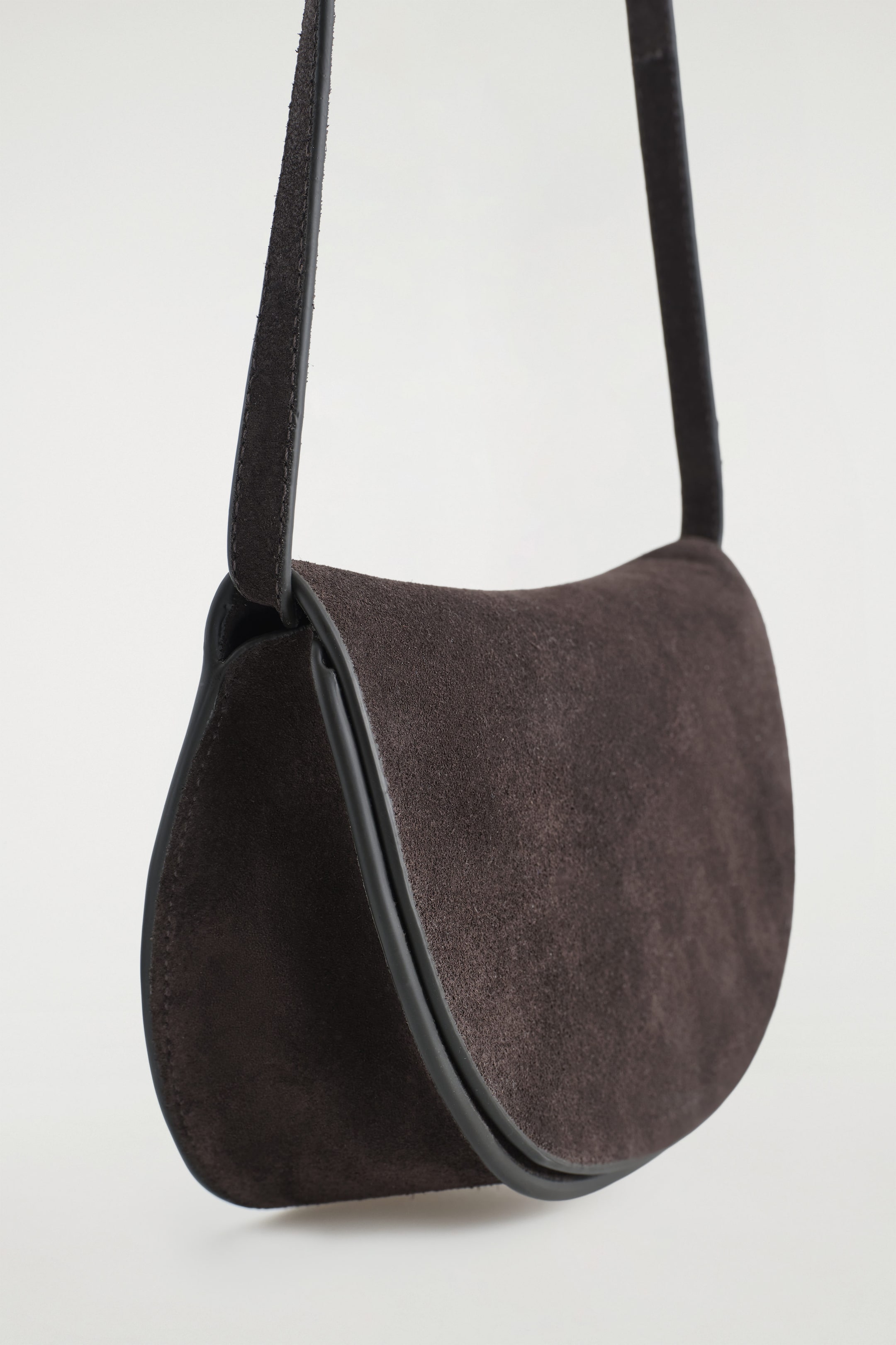 CURVED CROSSBODY BAG - SUEDE