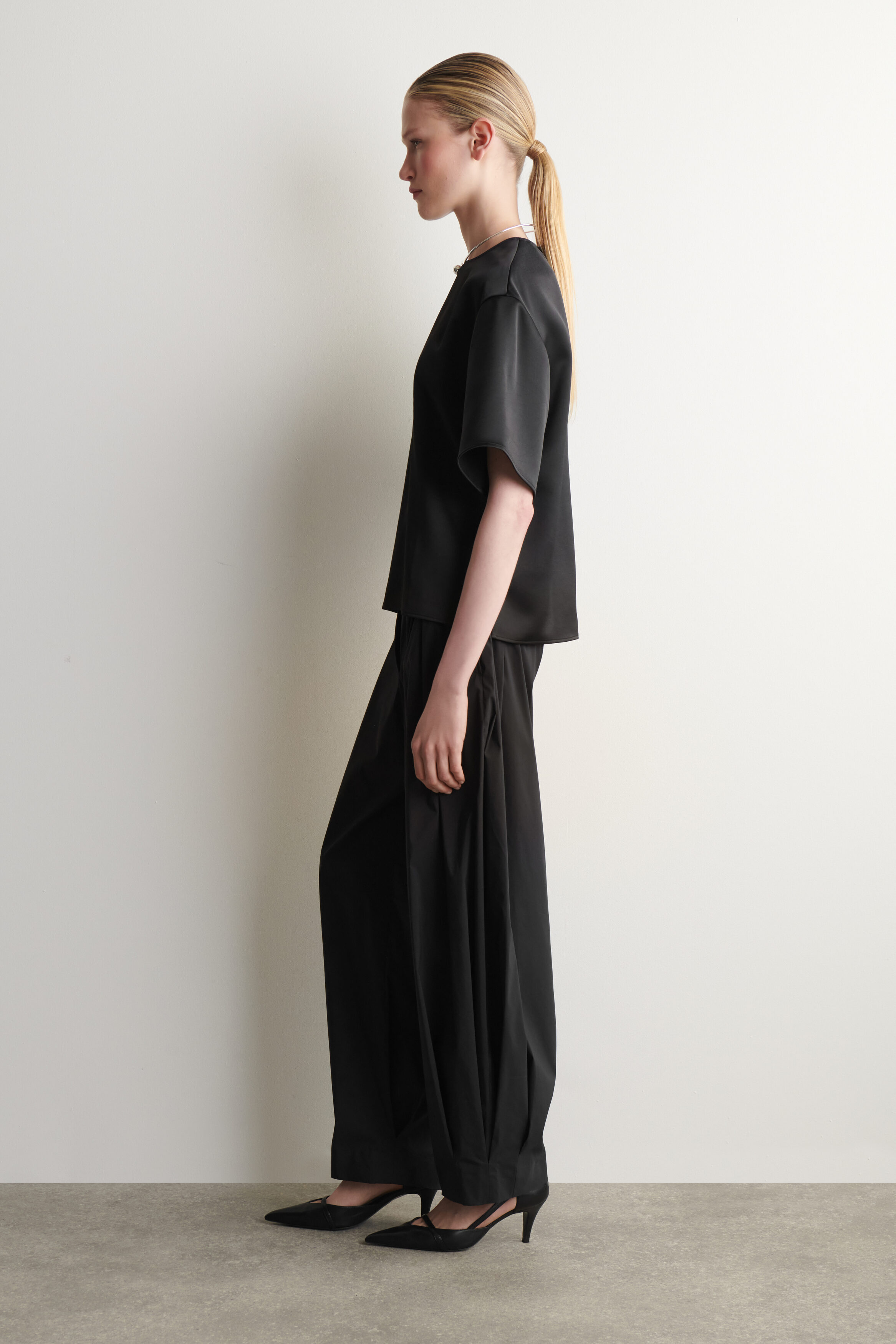 OVERSIZED SATIN T-SHIRT - thumbnail 4