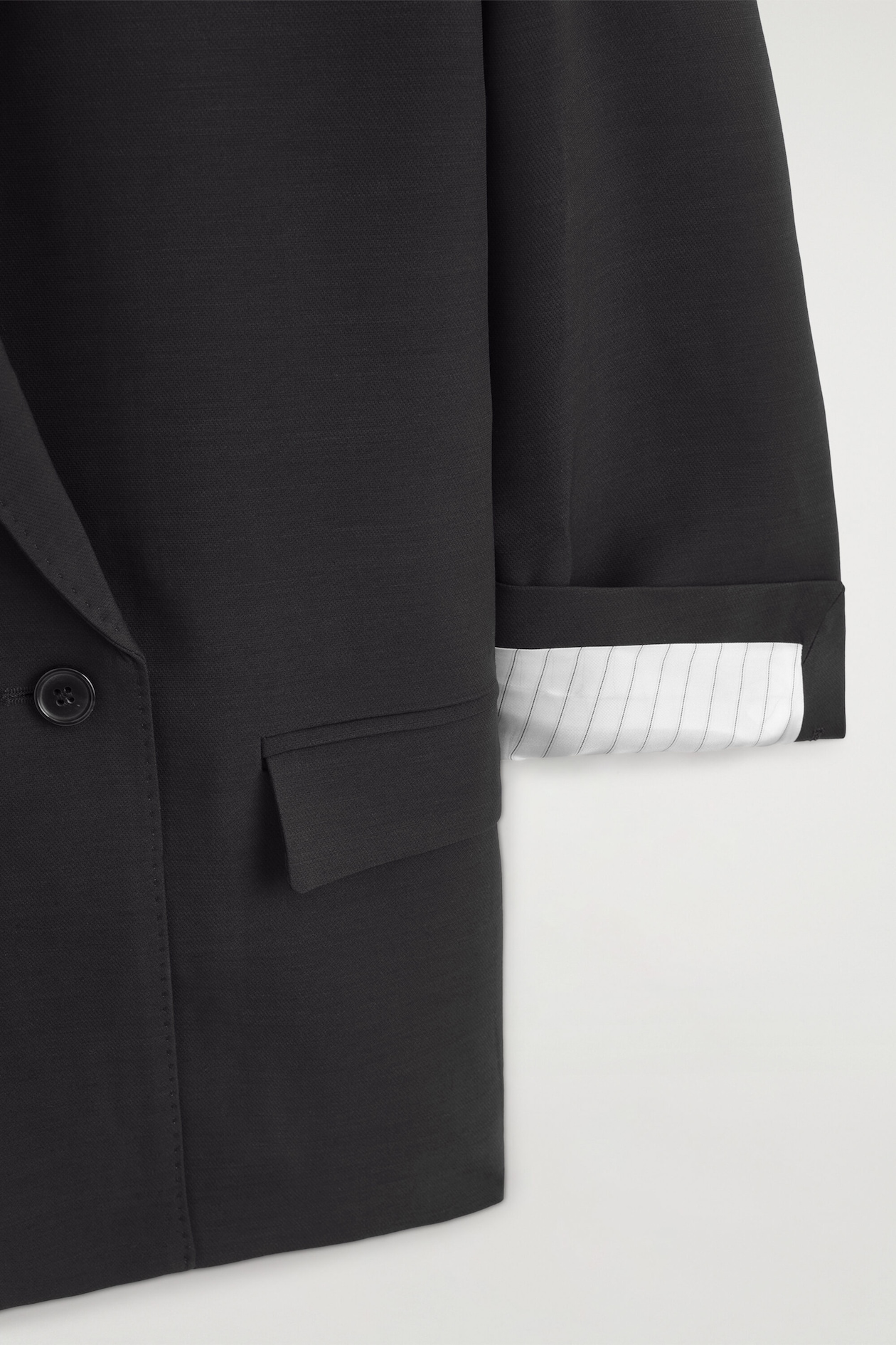 CONTRAST-LINED DOUBLE-BREASTED BLAZER — BLACK