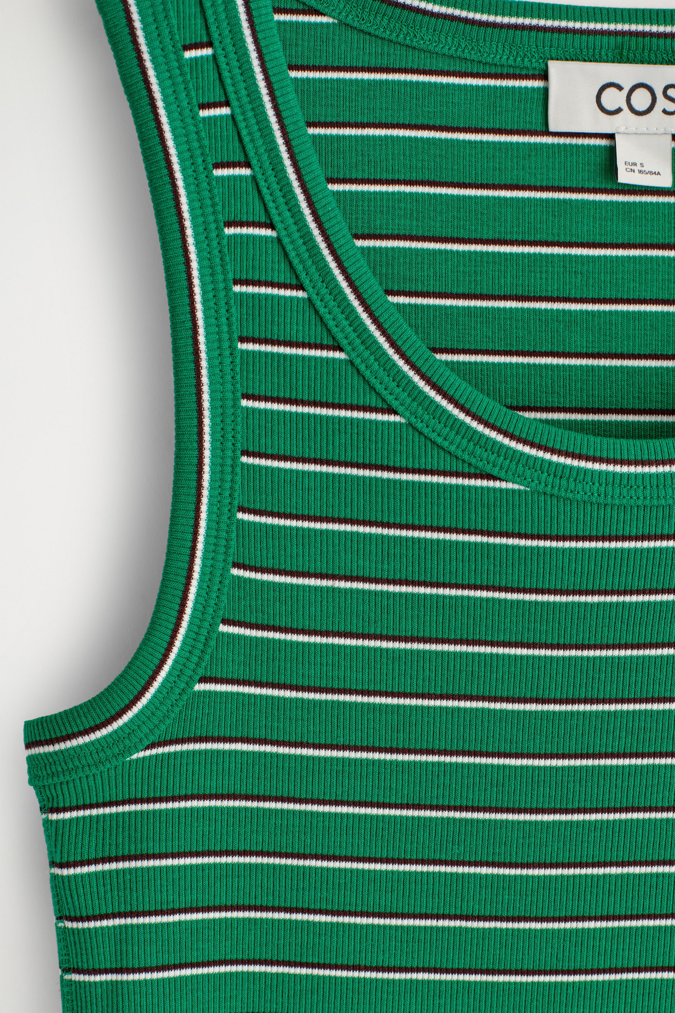 StillMedia/DescriptiveDetail