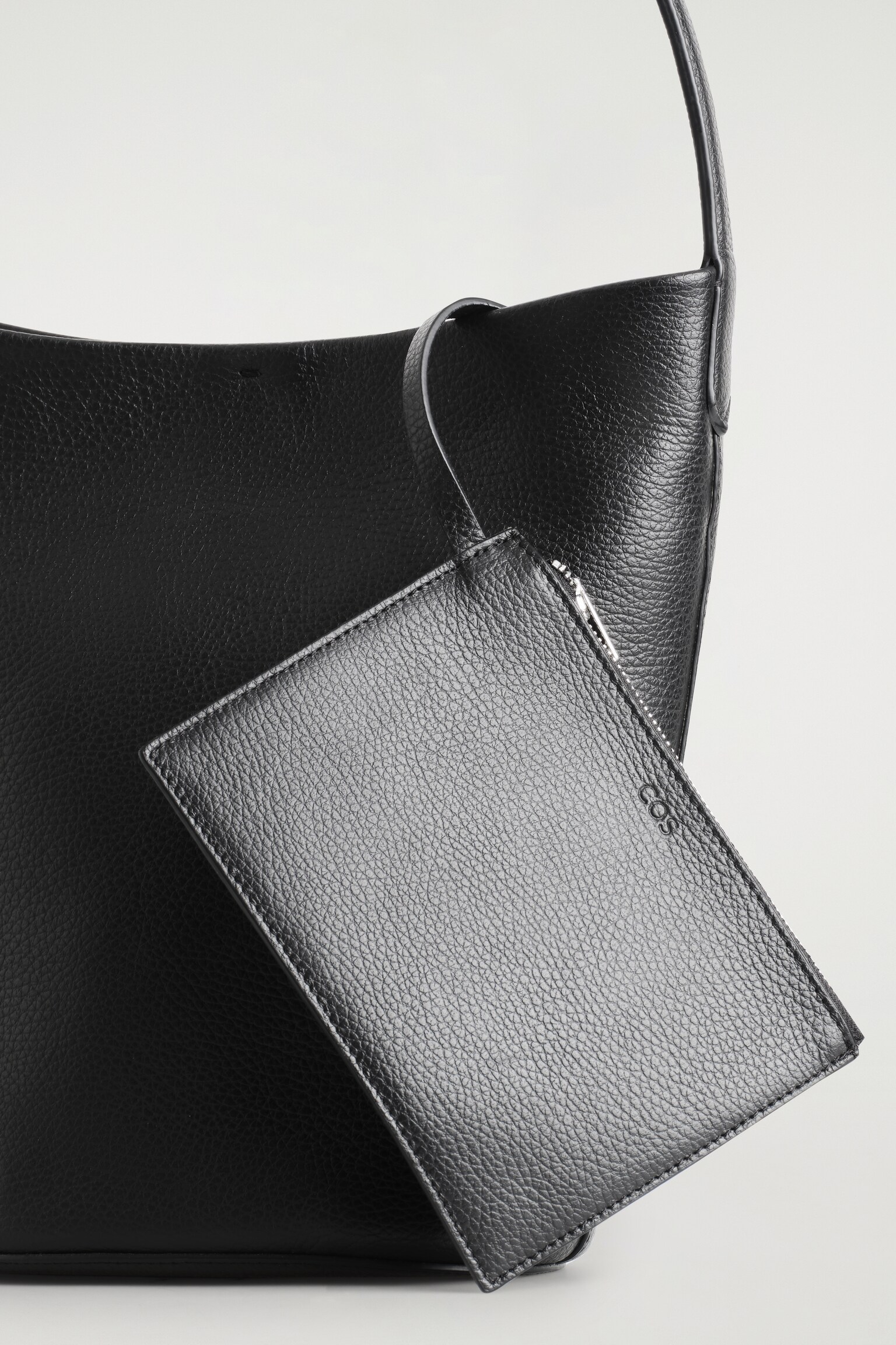 BOLSO TOTE PARADIGM MINI - PIEL - NEGRO - 5