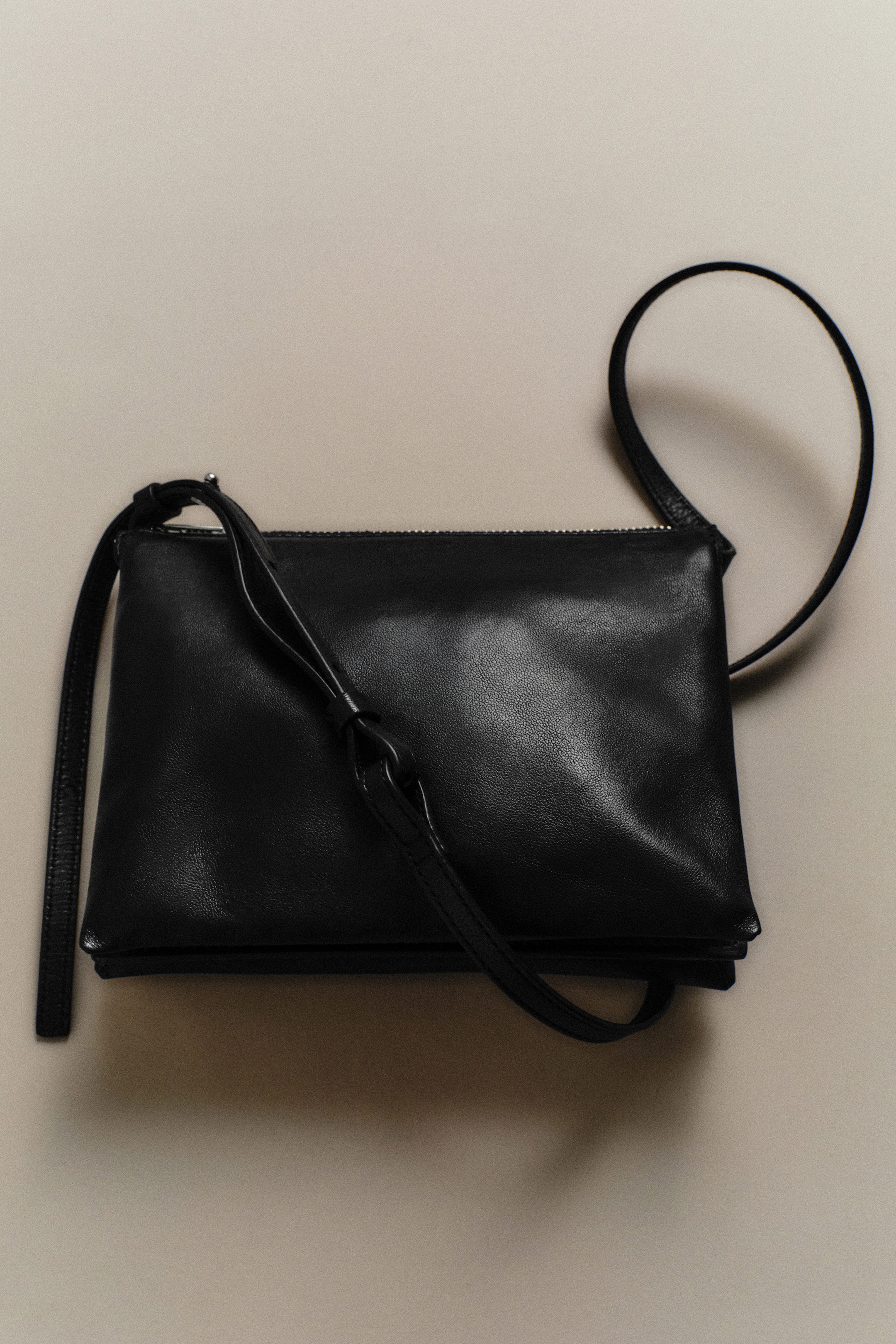 TROVE CROSSBODY BAG - LEATHER