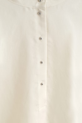 STUD-DETAIL MOCK-NECK BLOUSE — CAPPUCCINO 7