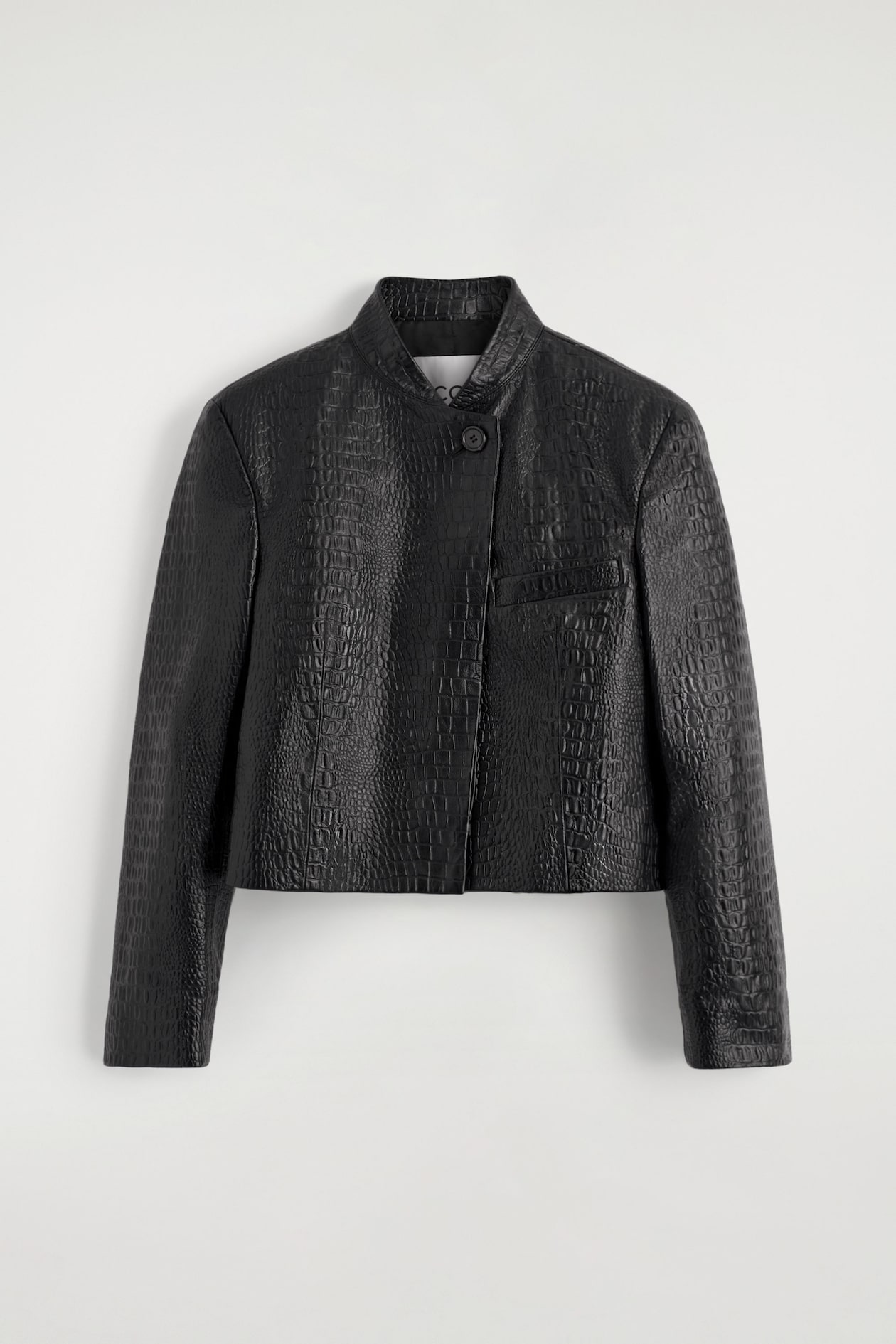 CROPPED CROC-EFFECT LEATHER BLAZER — BLACK