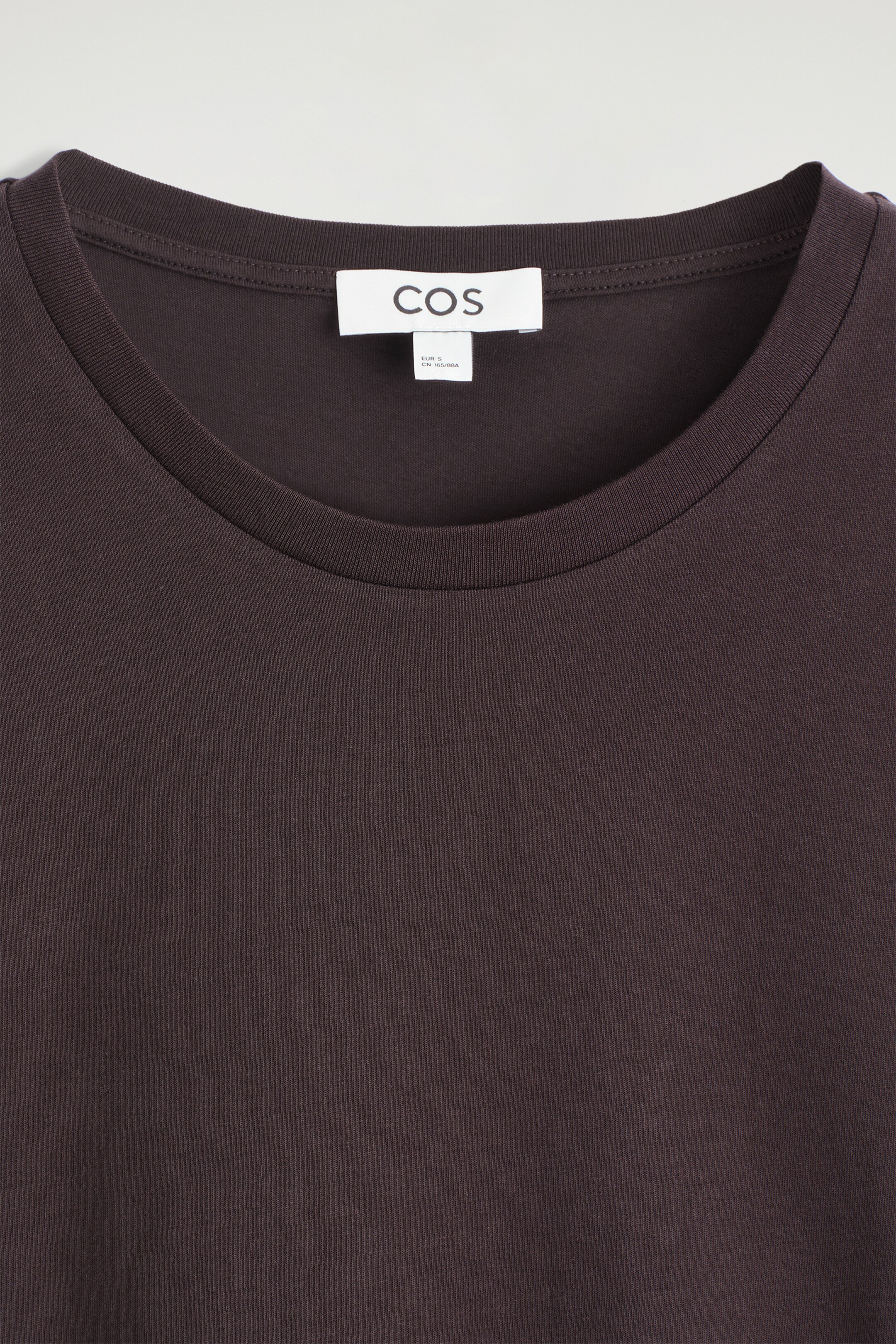 Agrandir l'image: T-SHIRT À COL ROND EN COTON - BRUN FONCÉ - FEMME | H&M FR 6