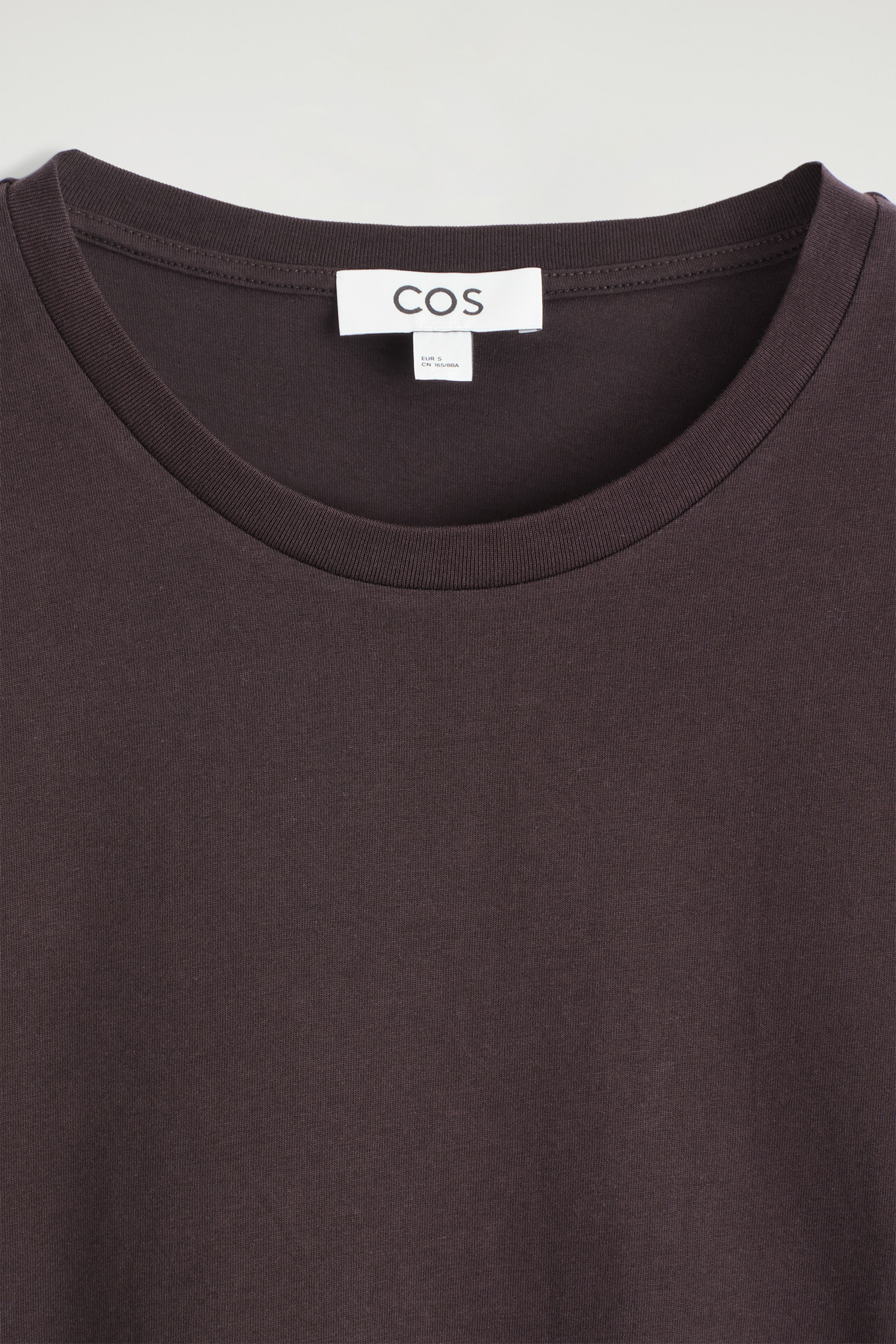 Visualizza immagine più grande: T-SHIRT GIROCOLLO IN COTONE - MARRONE SCURO - DONNA | H&M IT 6