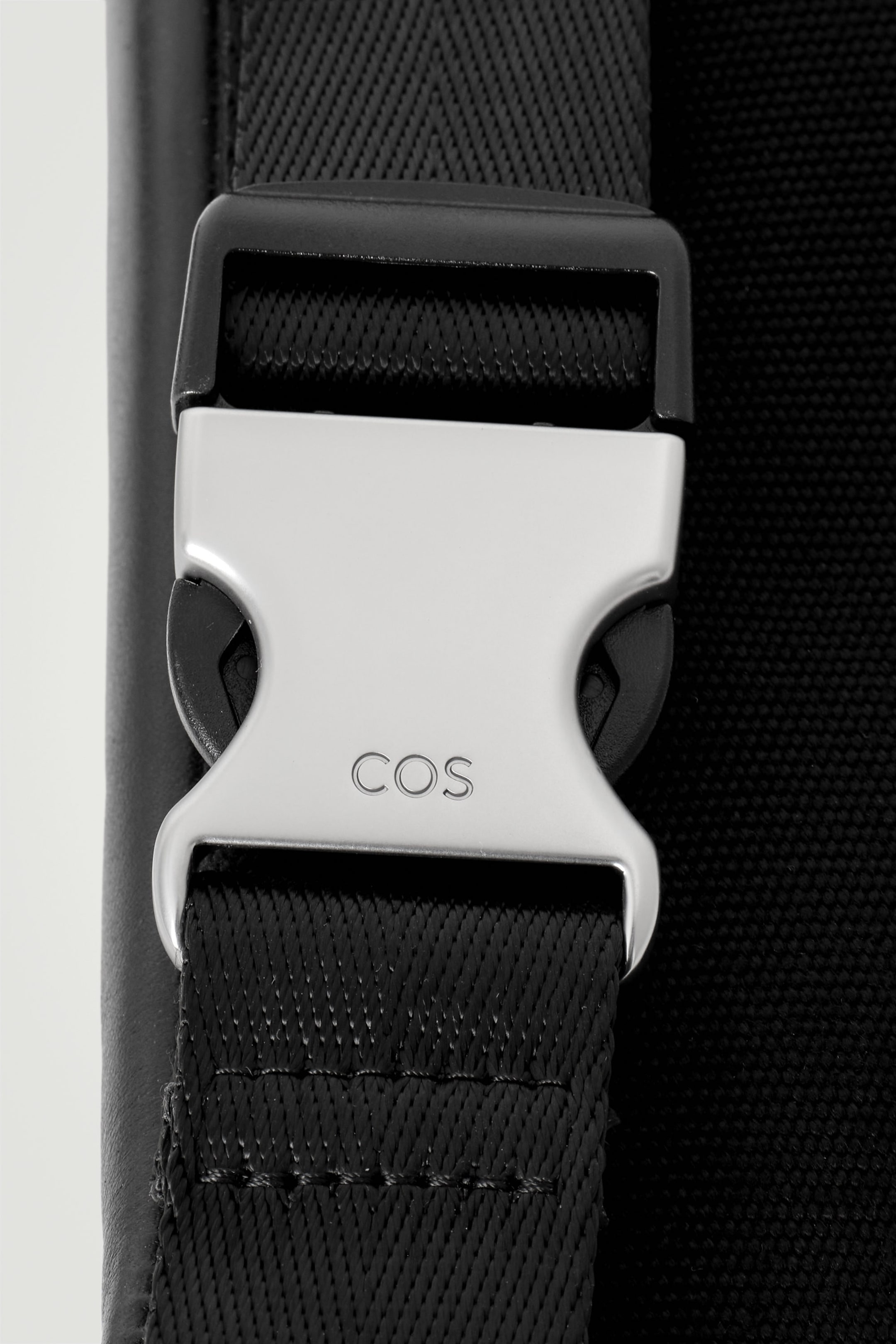 StillMedia/DescriptiveDetail