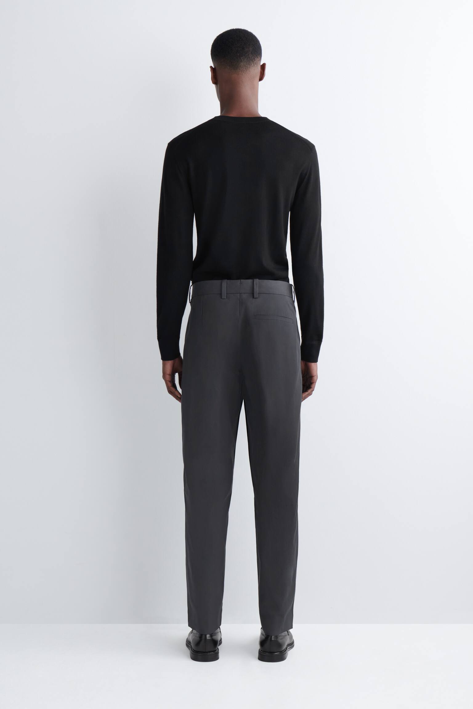 מכנסי כותנה ישרים צ'ינו - CHARCOAL - 5