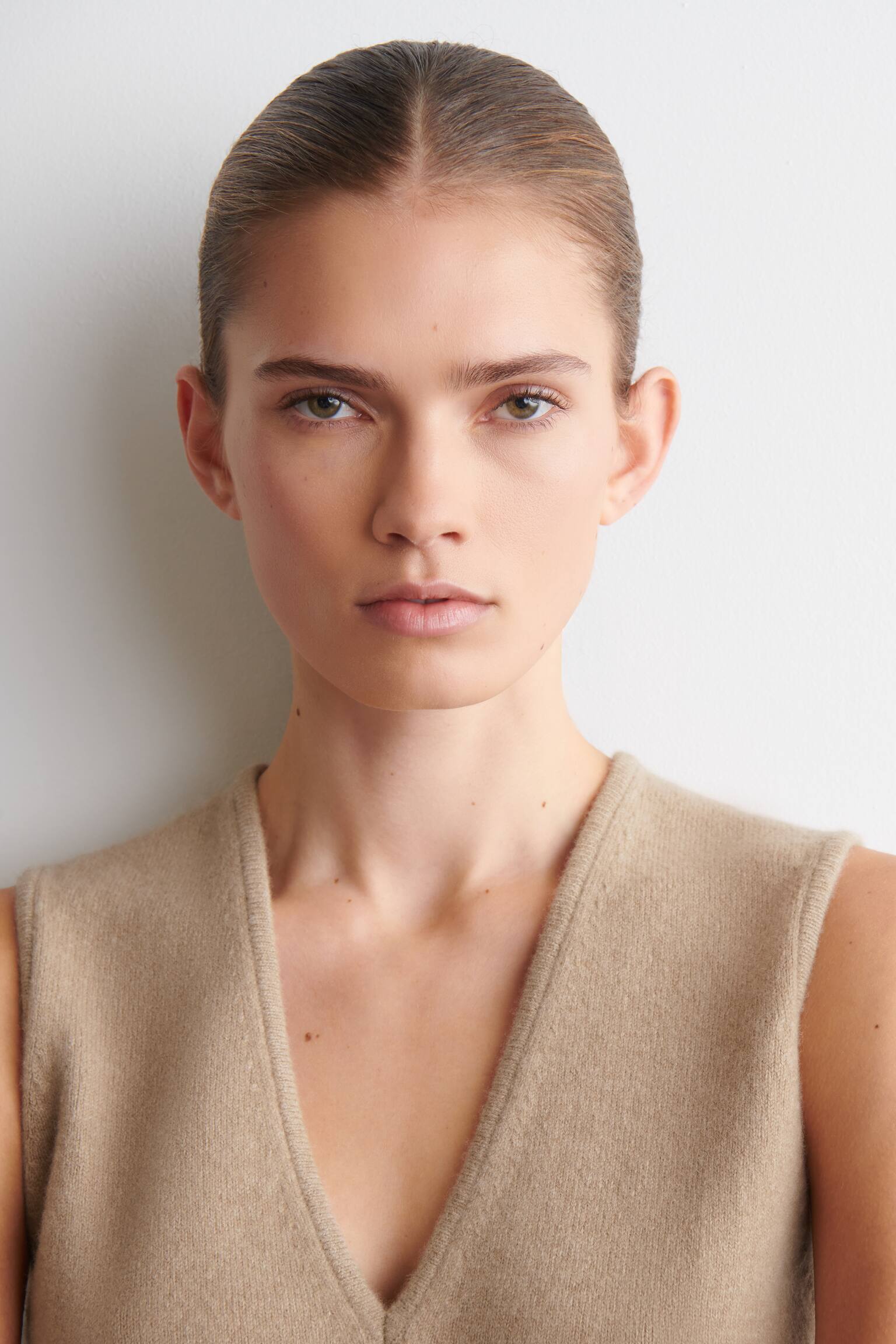 GILET IN LANA CON SCOLLO A V - BEIGE MÉLANGE/MARRONE - 7