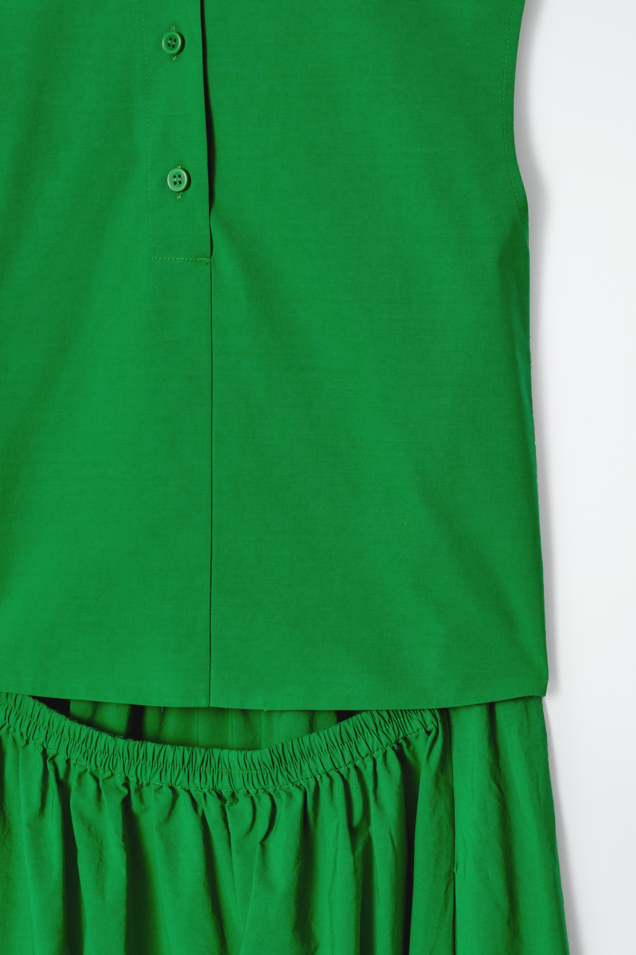 View larger image: OPEN-BACK COTTON MAXI DRESS - GREEN - Ladies | H&M GB 5