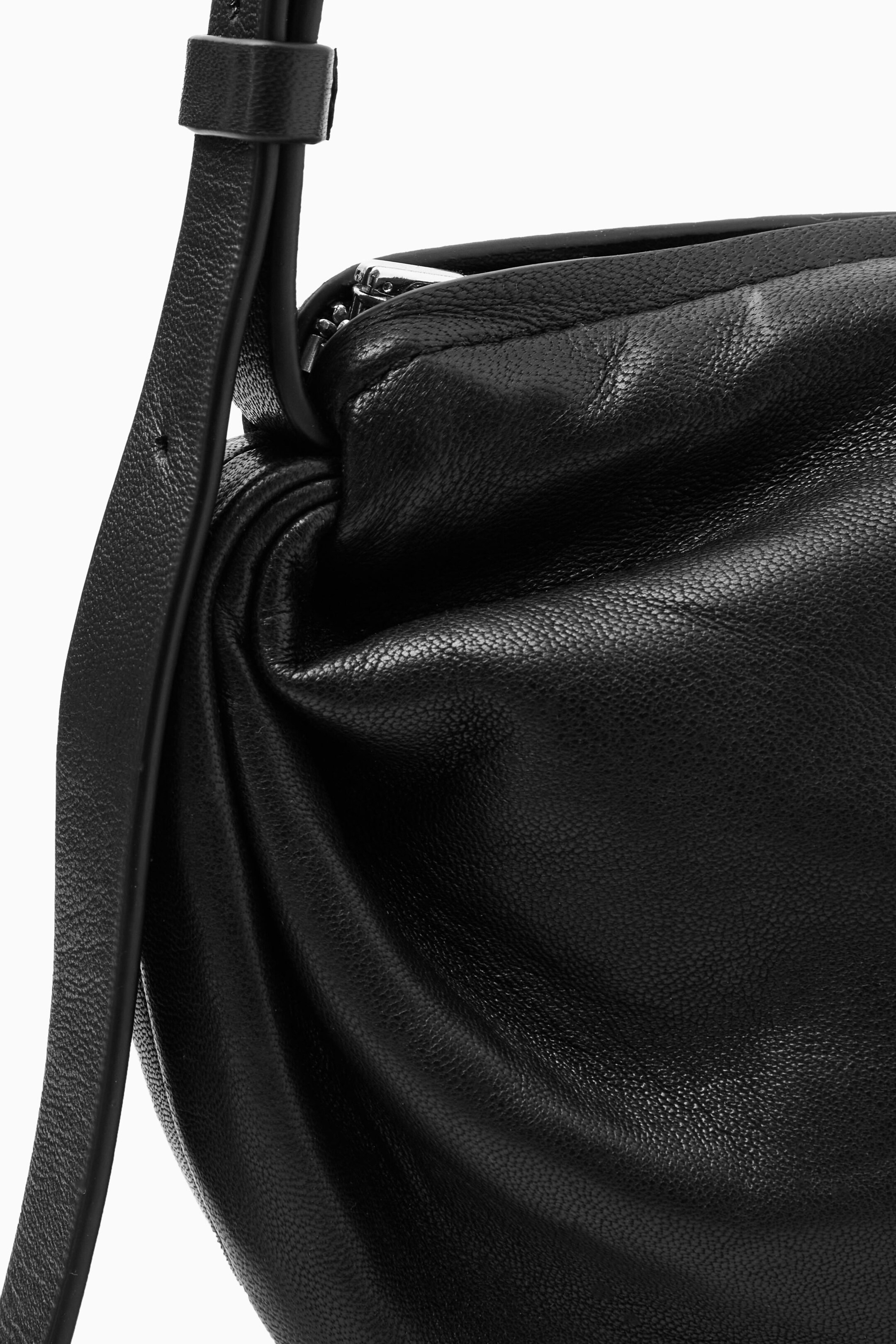 StillMedia/DescriptiveDetail