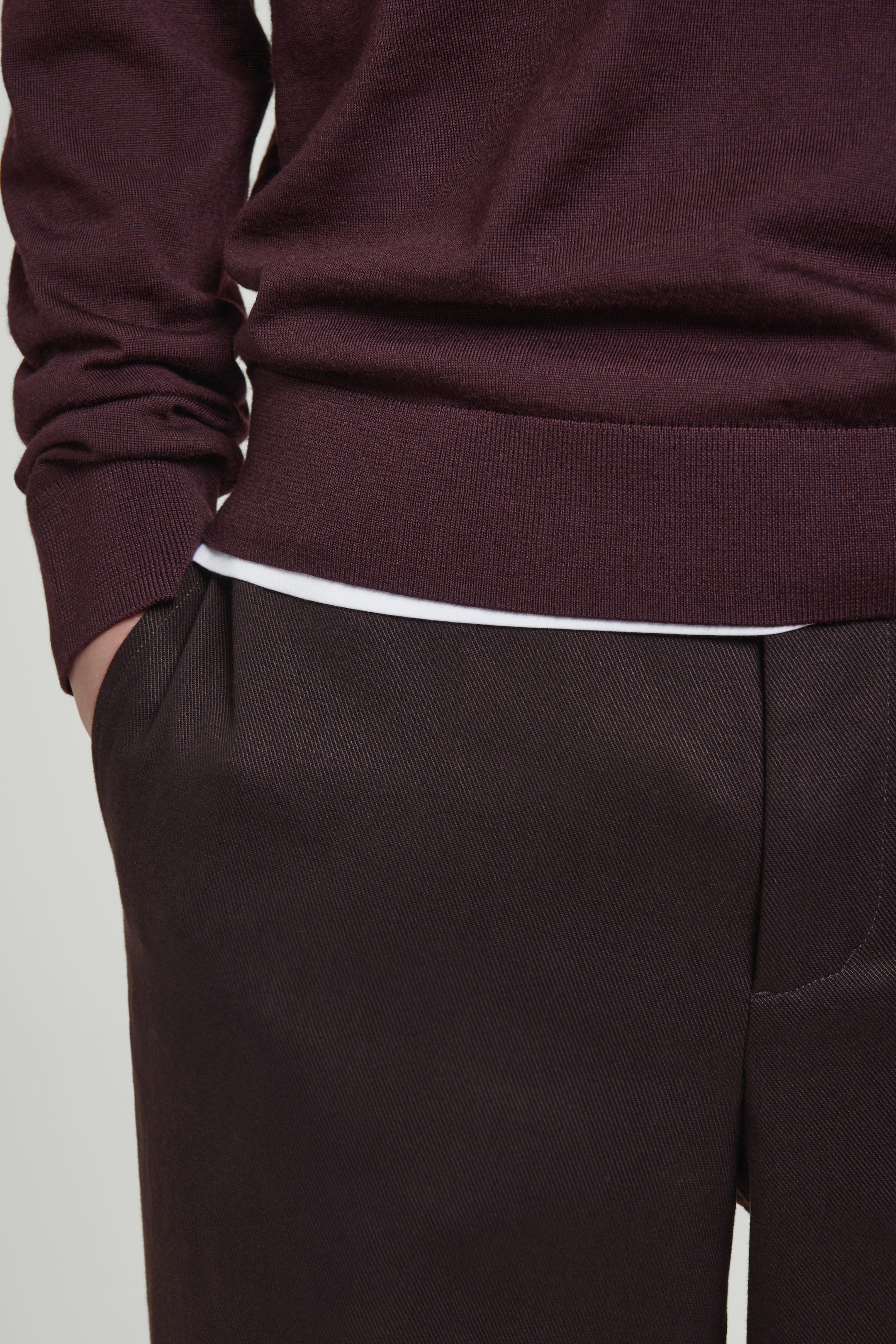 MAGLIONE SLIM GIROCOLLO IN LANA MERINO