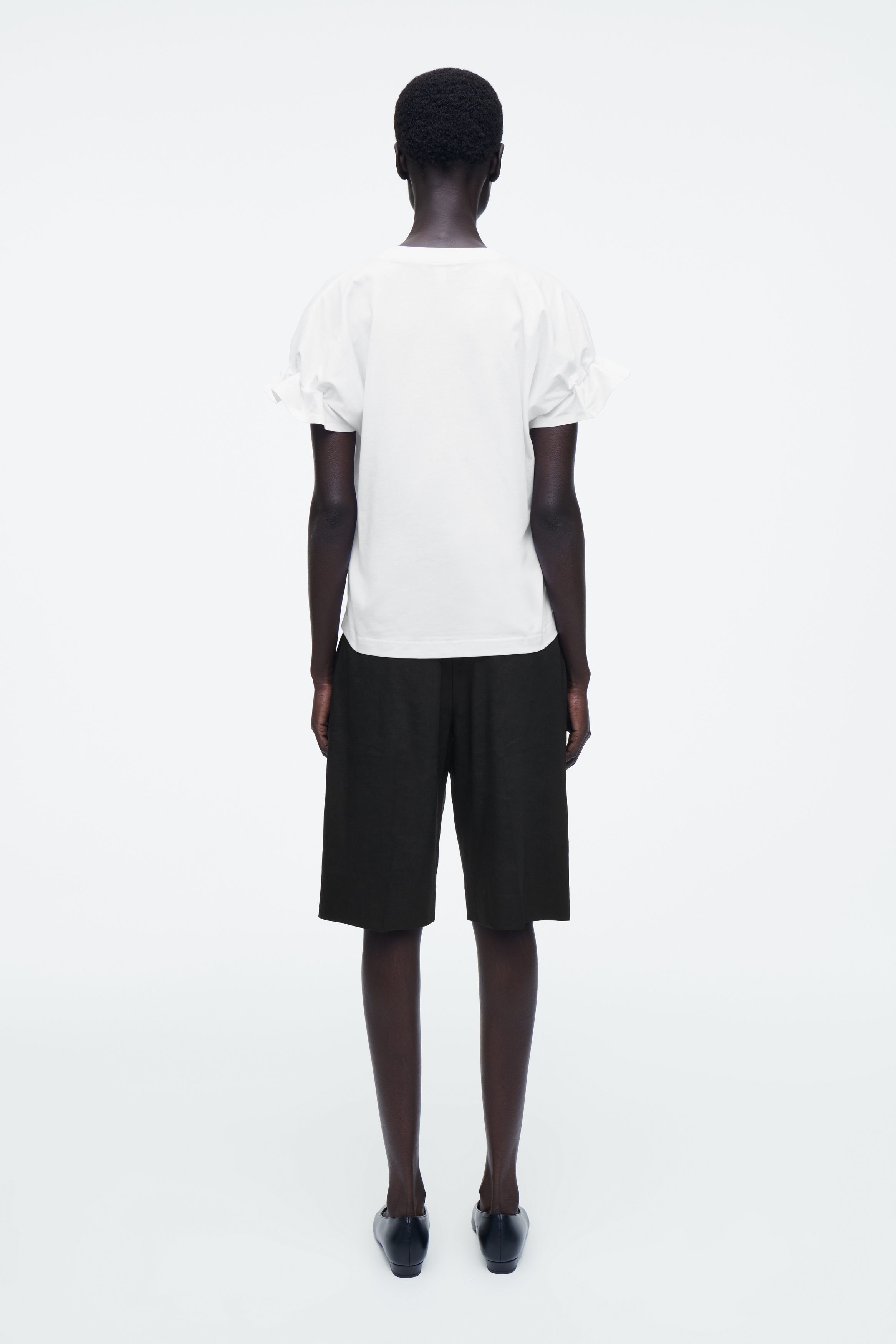 GATHERED-SLEEVE T-SHIRT - WHITE | COS
