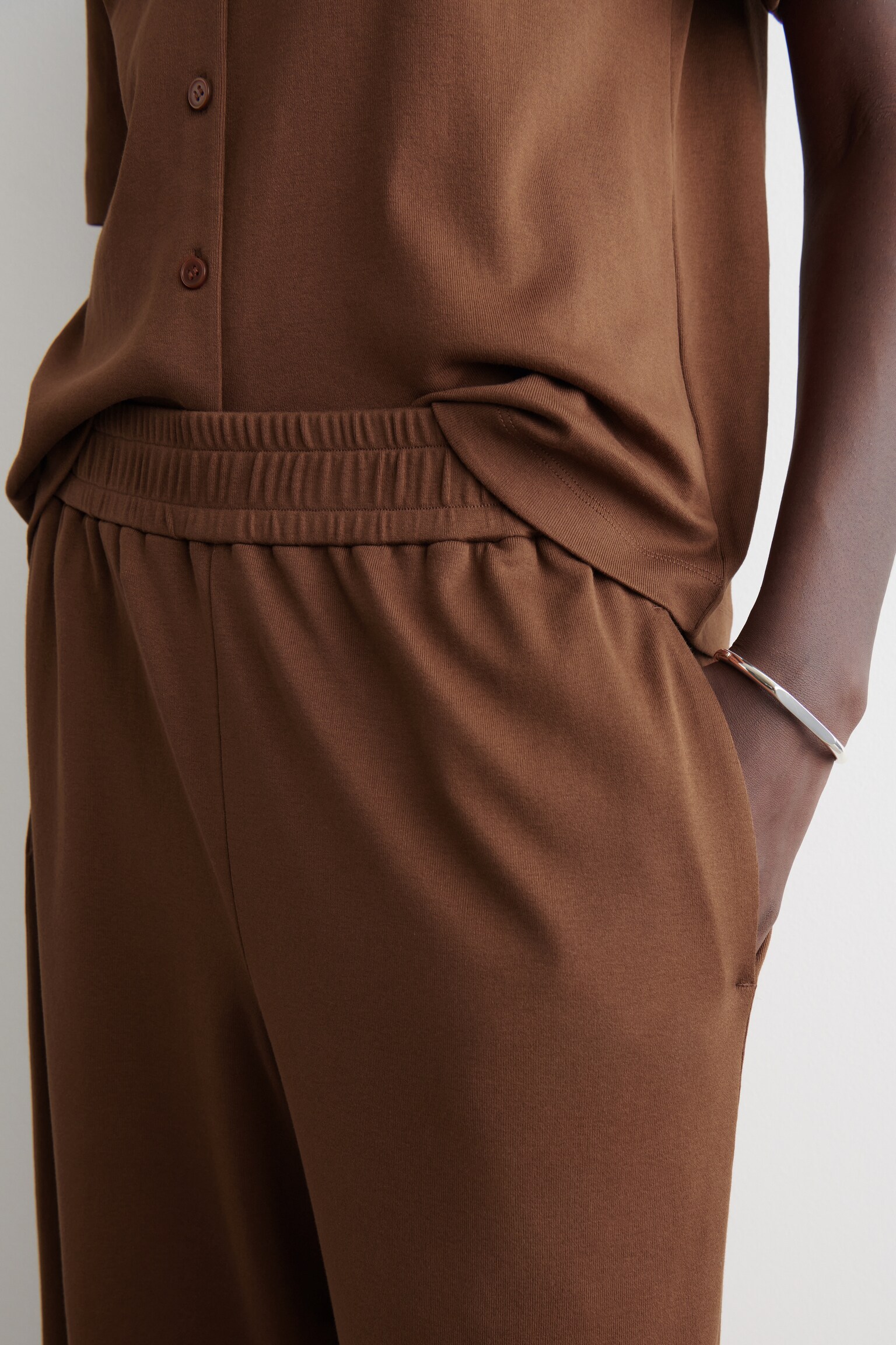 PANTALON DE JOGGING EN JERSEY FLUIDE - BRUN/BLEU MARINE - 3