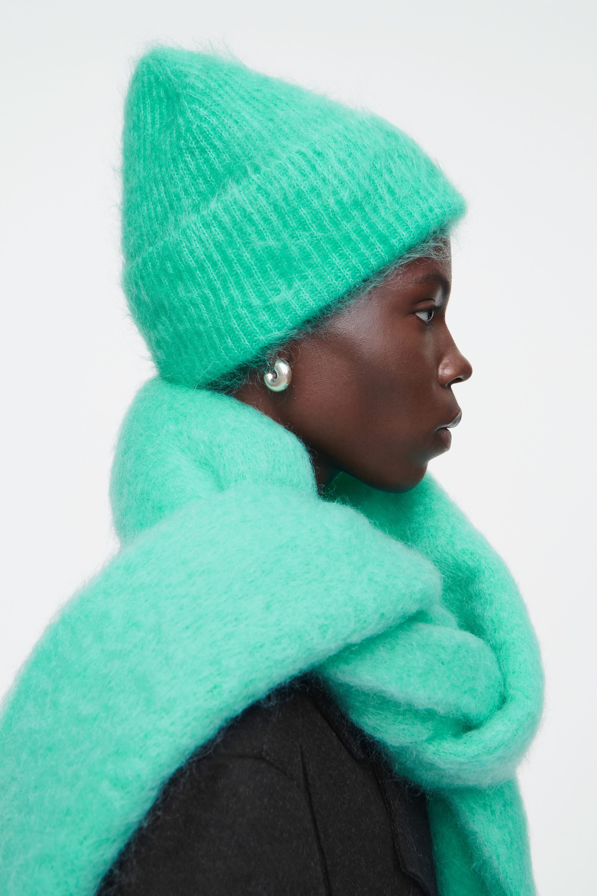 FRINGED BRUSHED-MOHAIR SCARF - TURQUOISE | COS