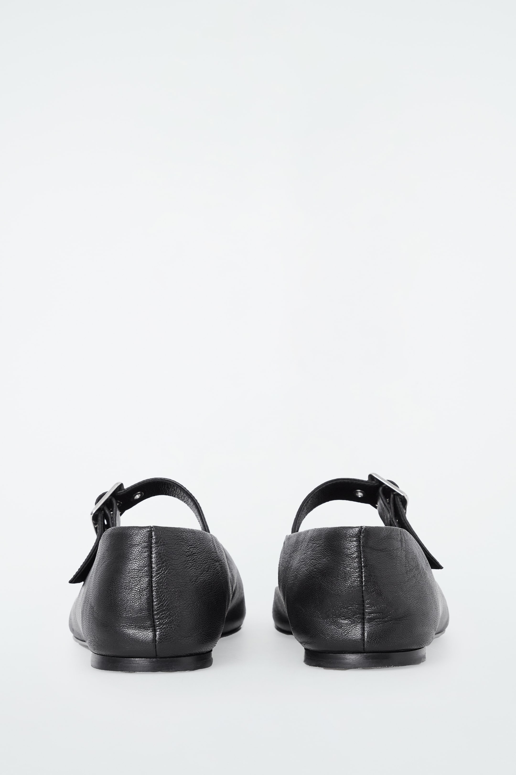 Grösseres Bild ansehen: BALLERINAS MIT SCHNALLE - SCHWARZ - DAMEN | H&M CH 3