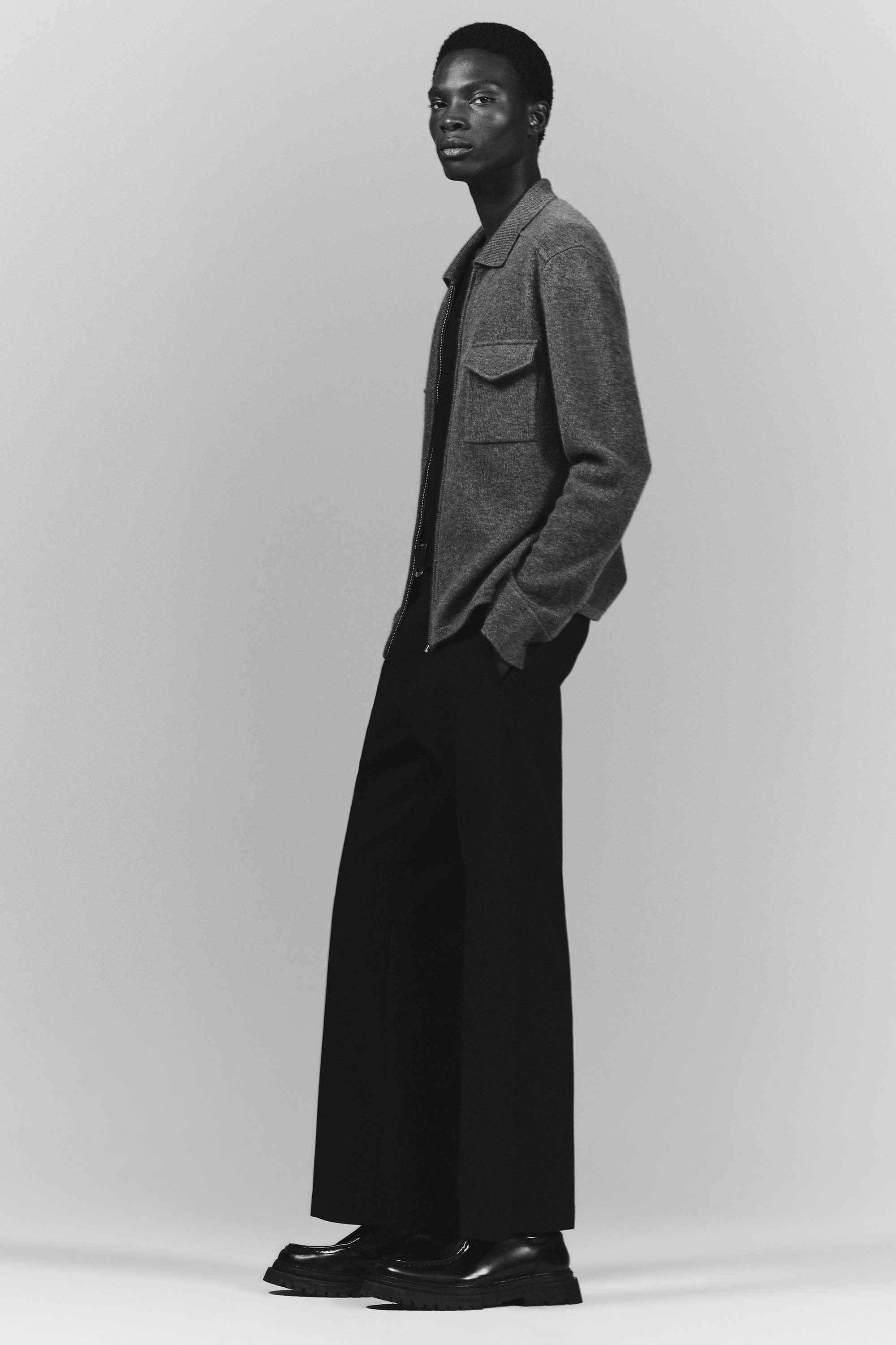 CROPPED WOOL-BLEND FLARED TROUSERS - BLACK | COS