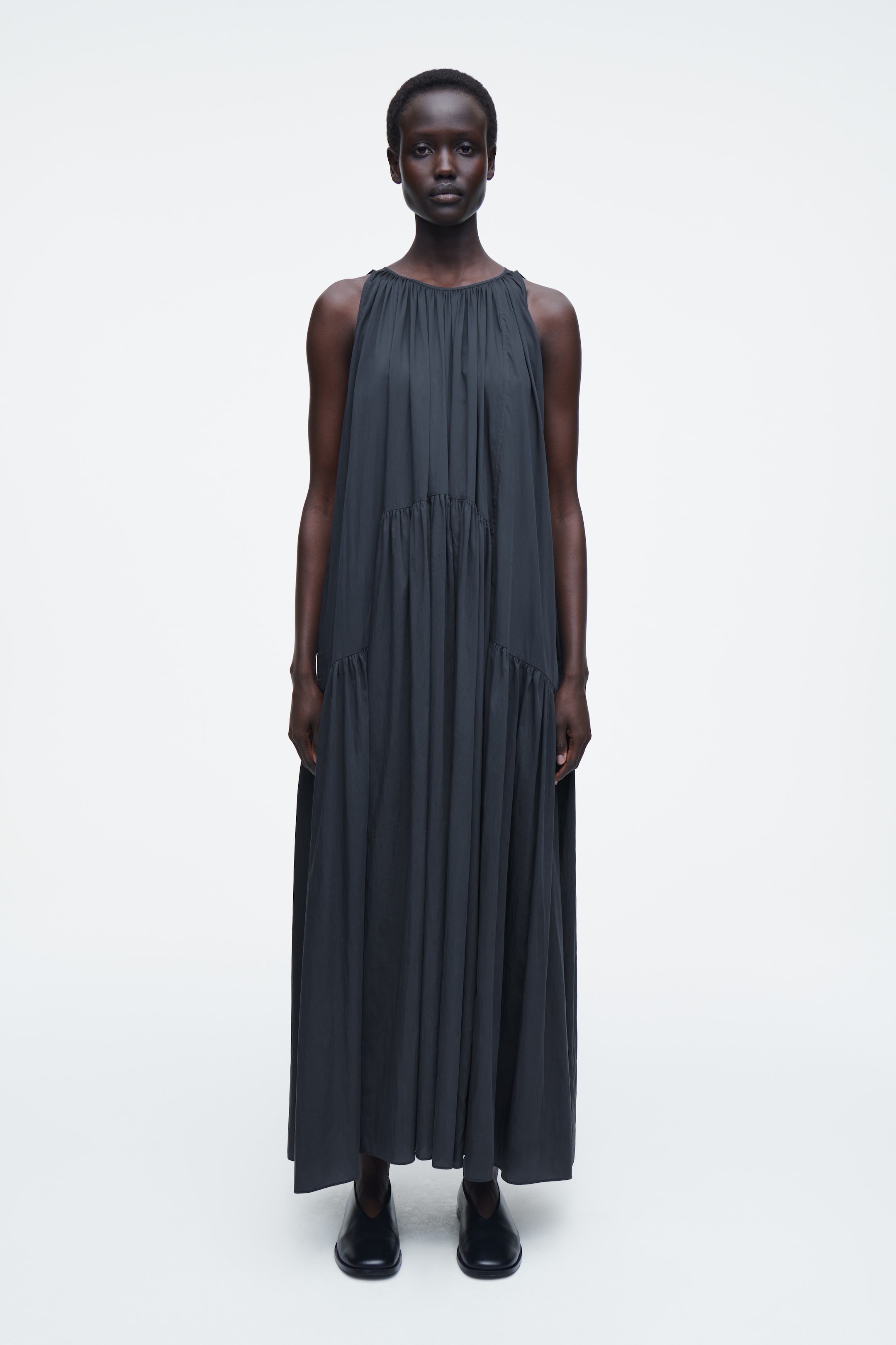 Agrandir l'image: ROBE LONGUE À ENCOLURE LICOU - BLEU MARINE - FEMME | H&M FR 1