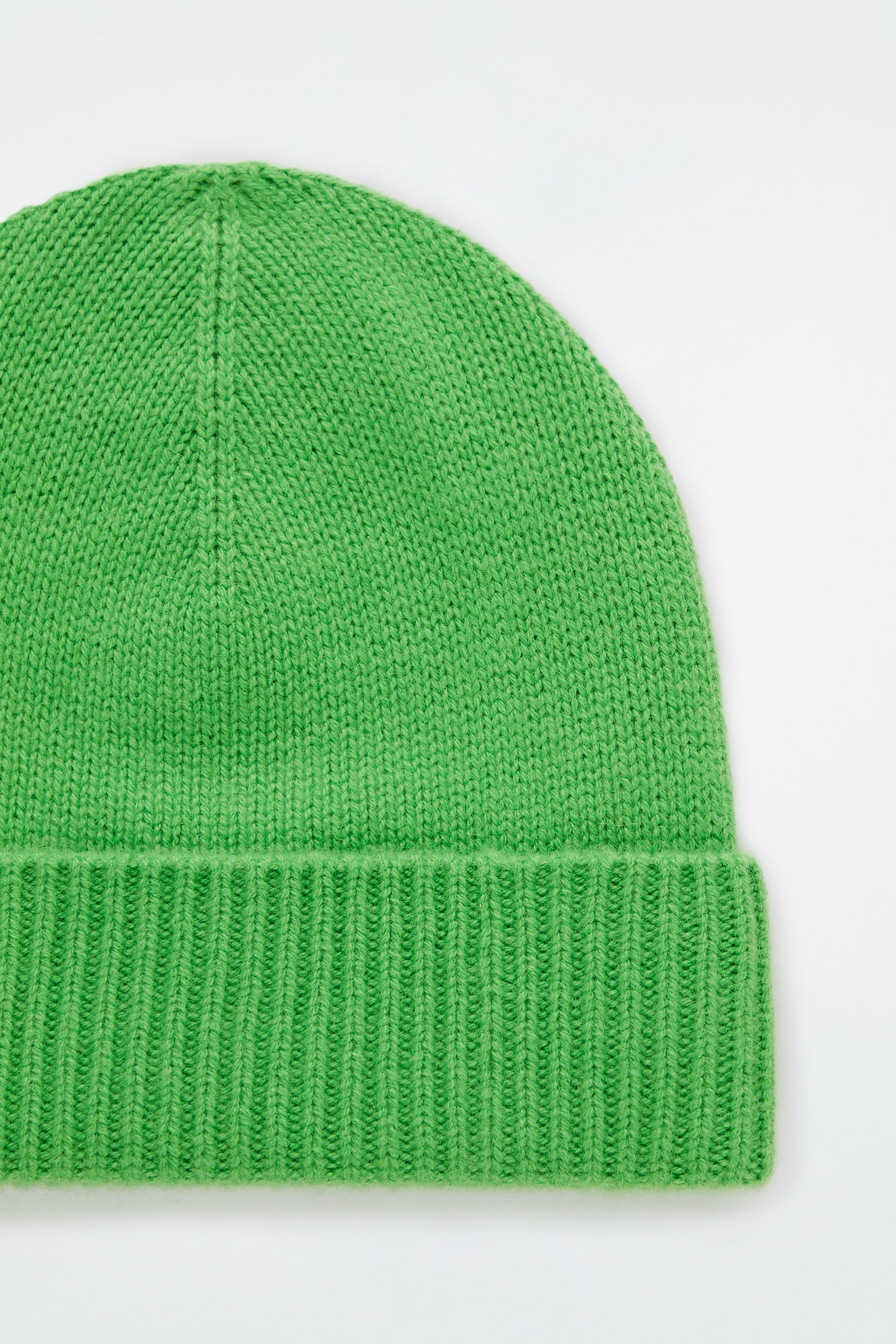 CASHMERE BEANIE - BRIGHT GREEN | COS