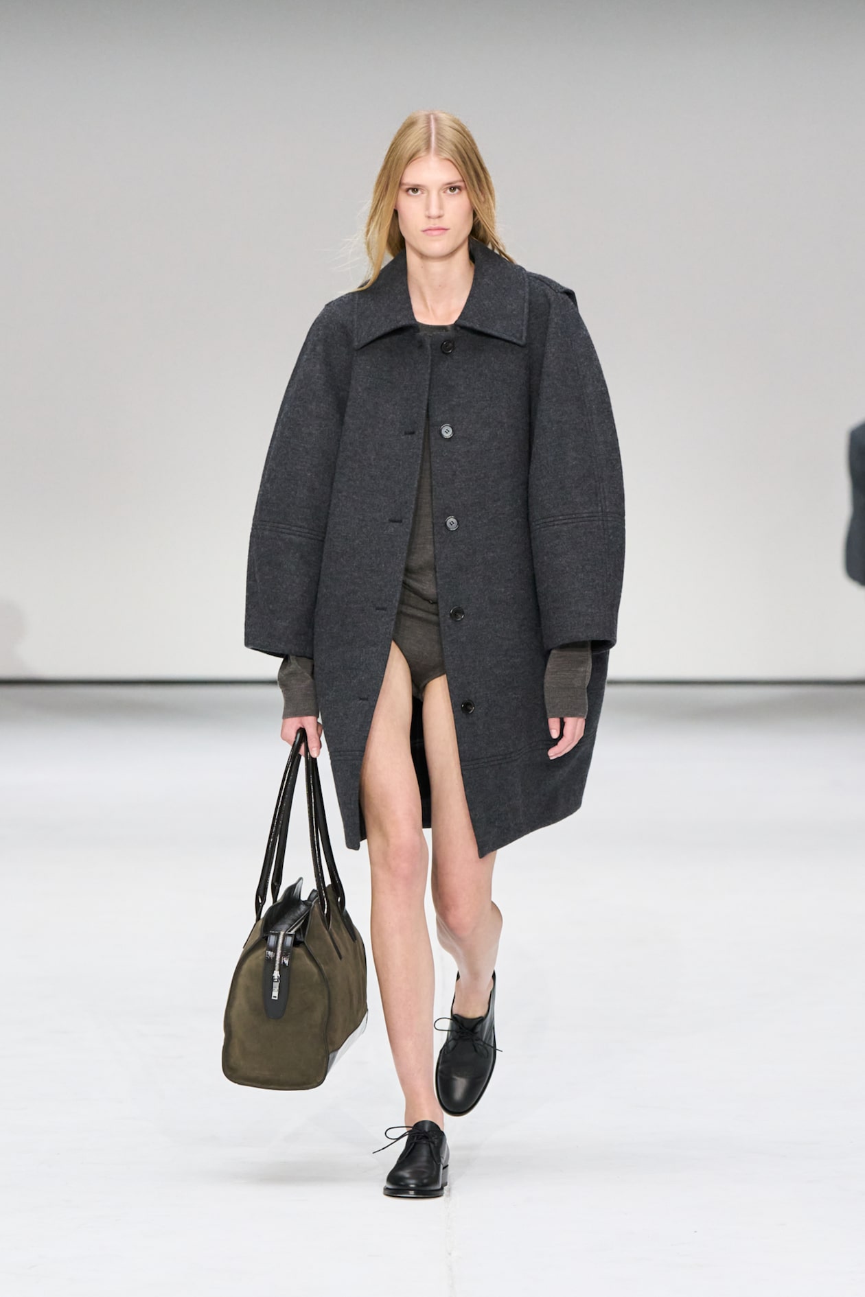 AVENUE TOTE BAG - SUEDE