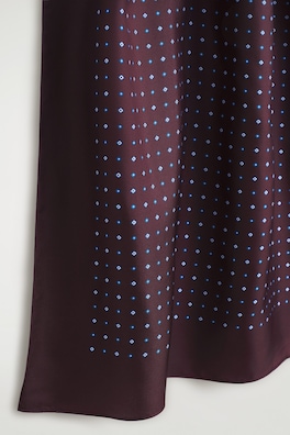 GEOMETRIC-PRINT MULBERRY SILK SCARF — BURGUNDY / BLUE 4