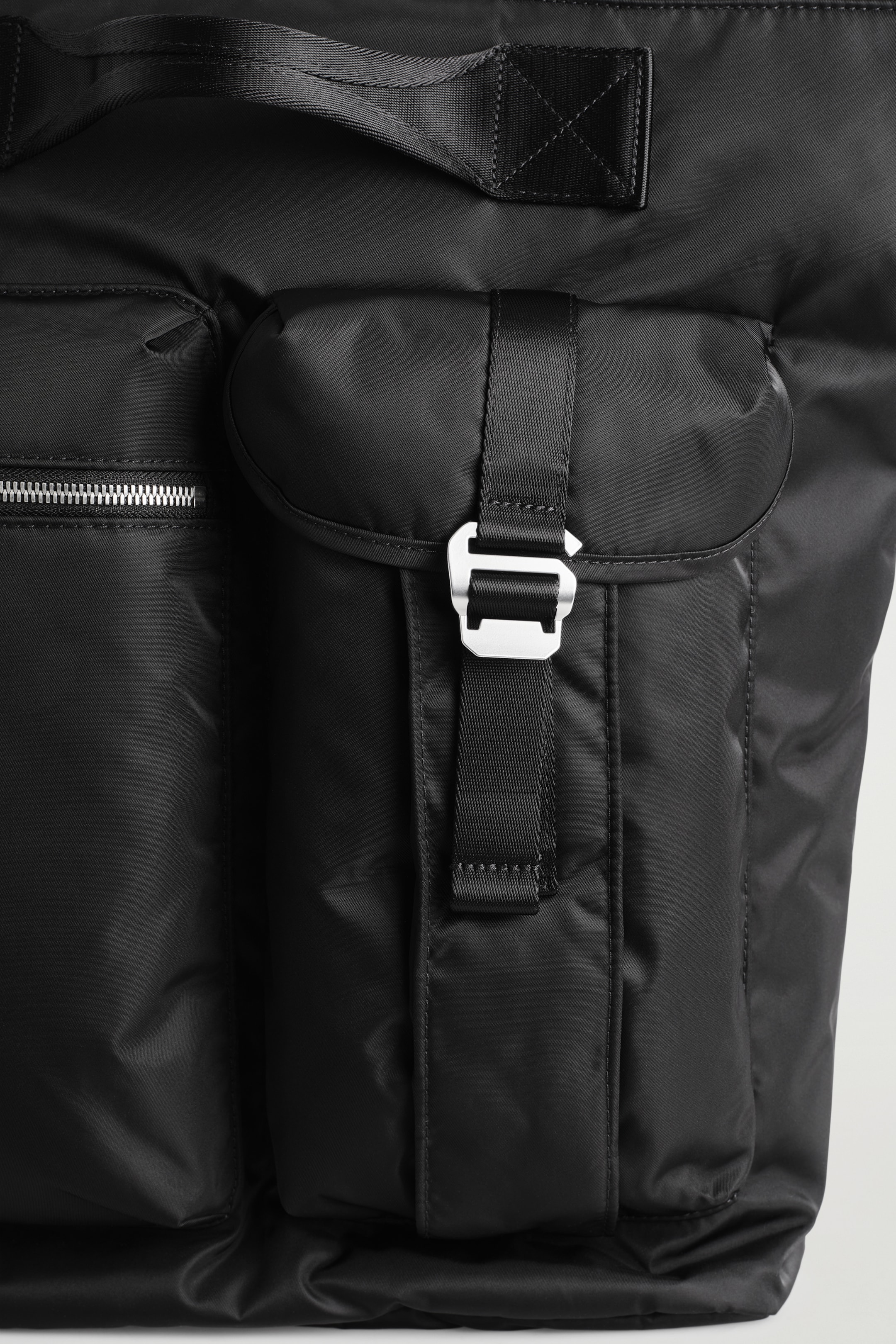 View larger image: PURSUIT BACKPACK - NYLON - BLACK - Men | H&M GB 5