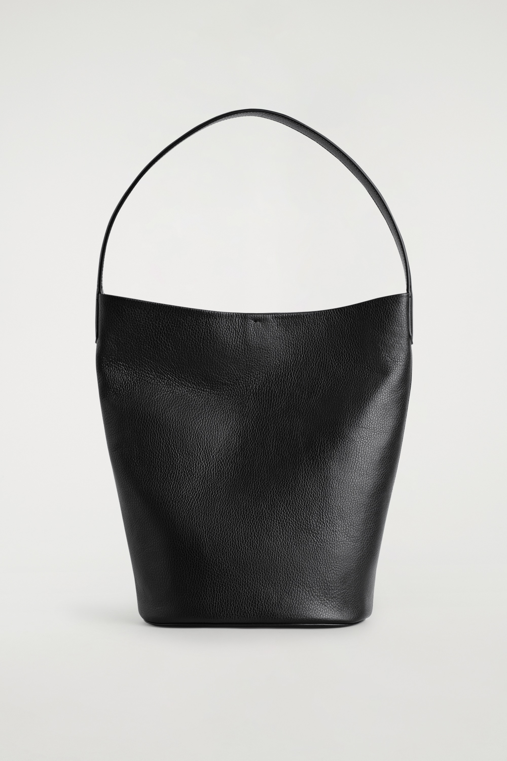 PARADIGM TOTE BAG - LEATHER - BLACK