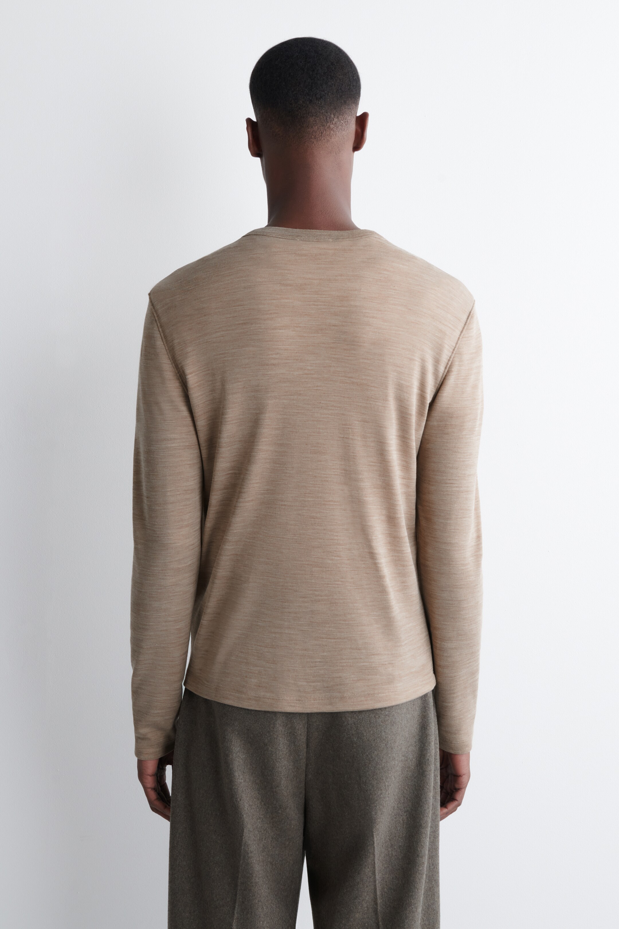 View larger image: WOOL-BLEND HENLEY TOP - BEIGE MÉLANGE - Men | H&M GB 4