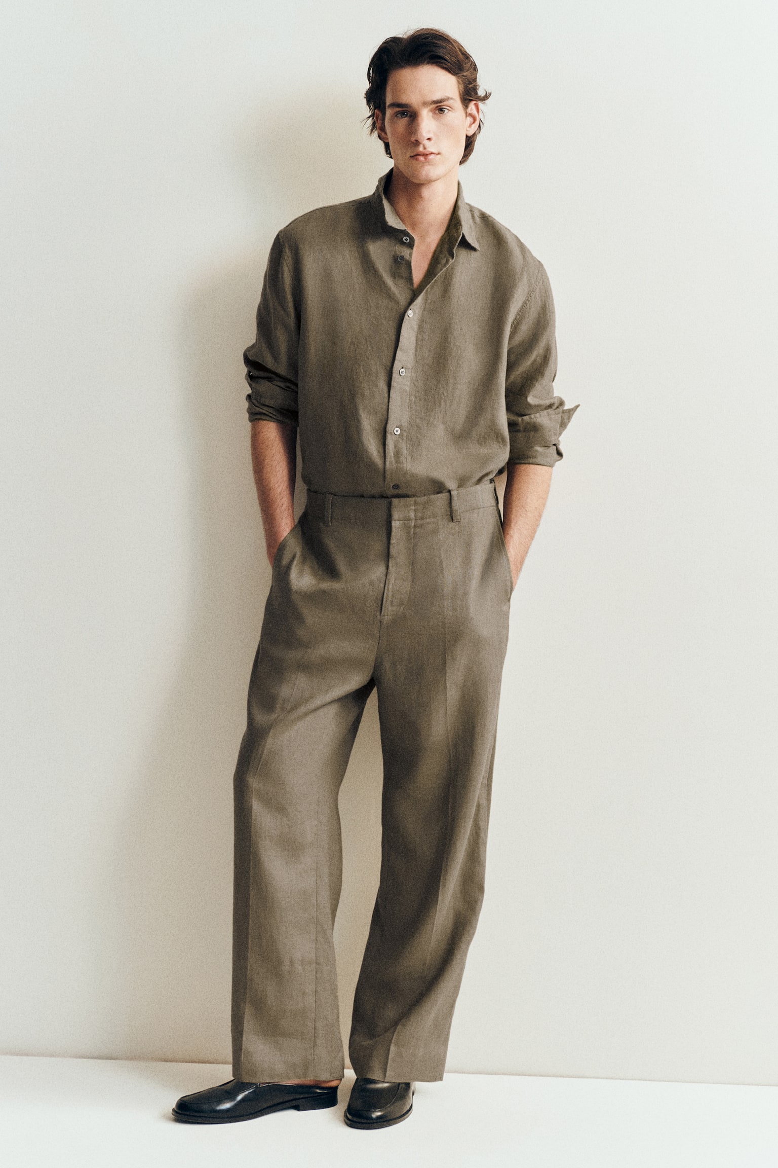 ПАНТАЛОН С ПРАВ КРАЧОЛ, ОТПУСНАТА КРОЙКА, ОТ ЛЕН - КАКИ/СИВ МЕЛАНЖ/ЧЕРНО МЕЛАНЖ - 4