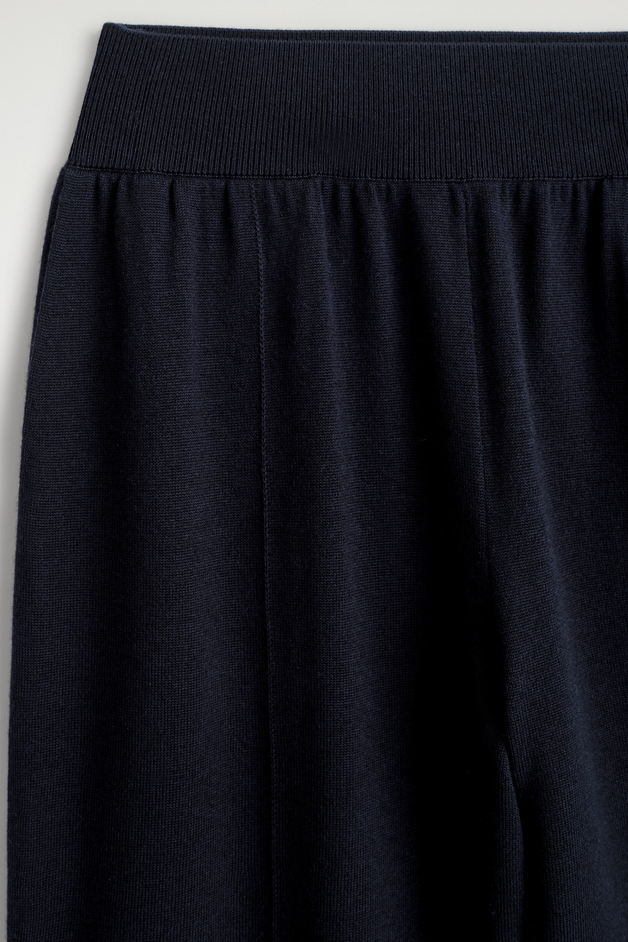 ELASTICATED MERINO WOOL TROUSERS — NAVY