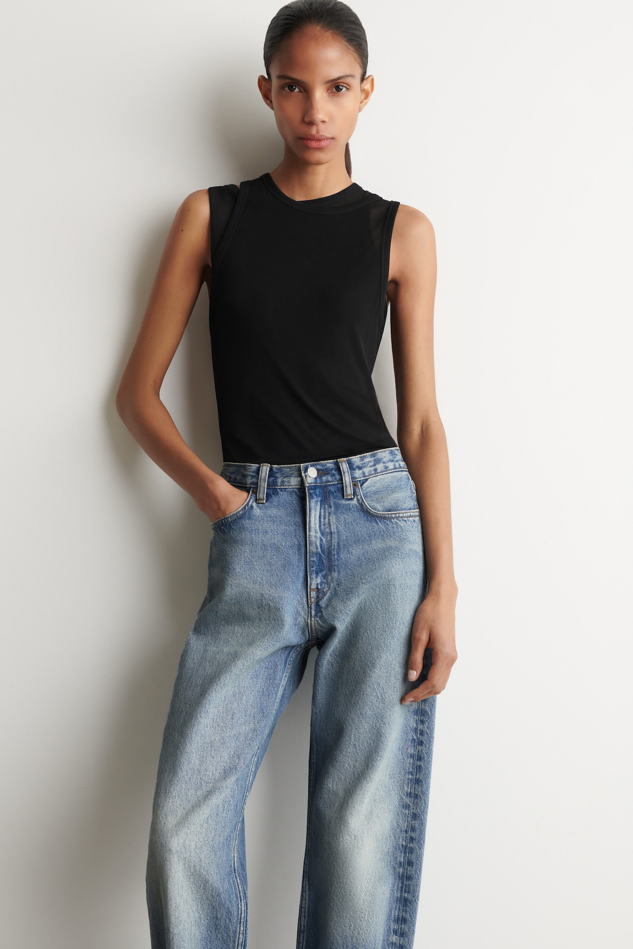 CHORD STRAIGHT-LEG JEANS — FADED BLUE