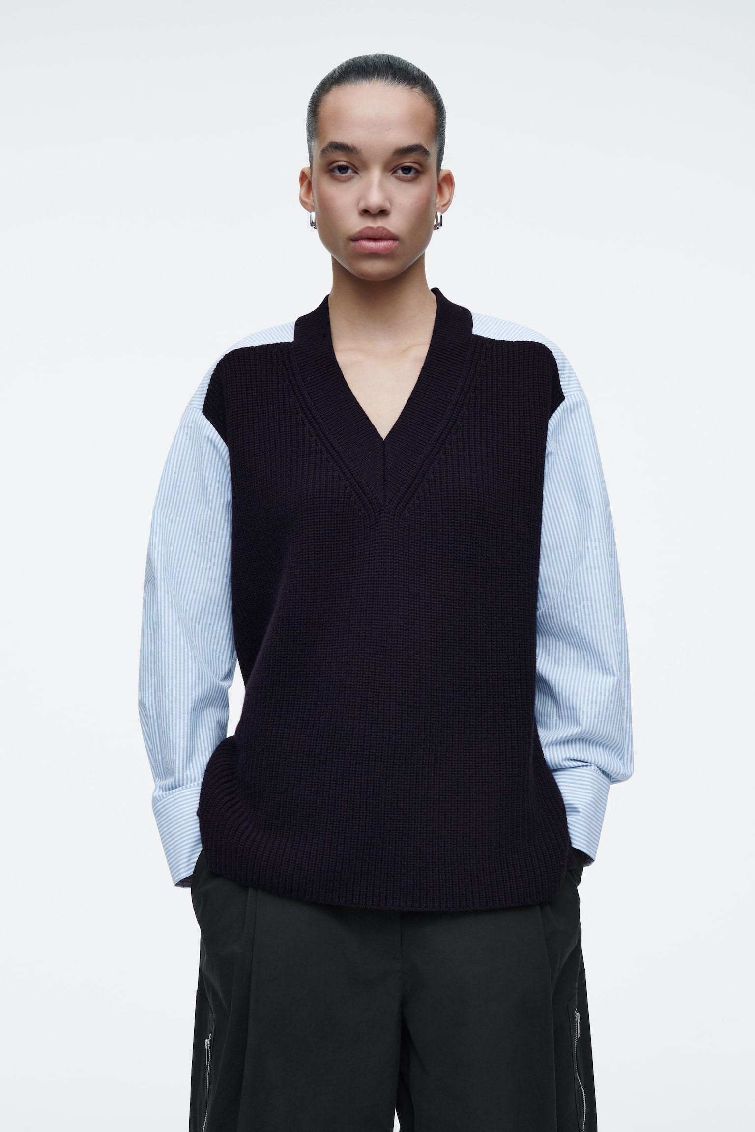 DECONSTRUCTED POPLIN-PANELLED WOOL JUMPER - NAVY / STRIPED