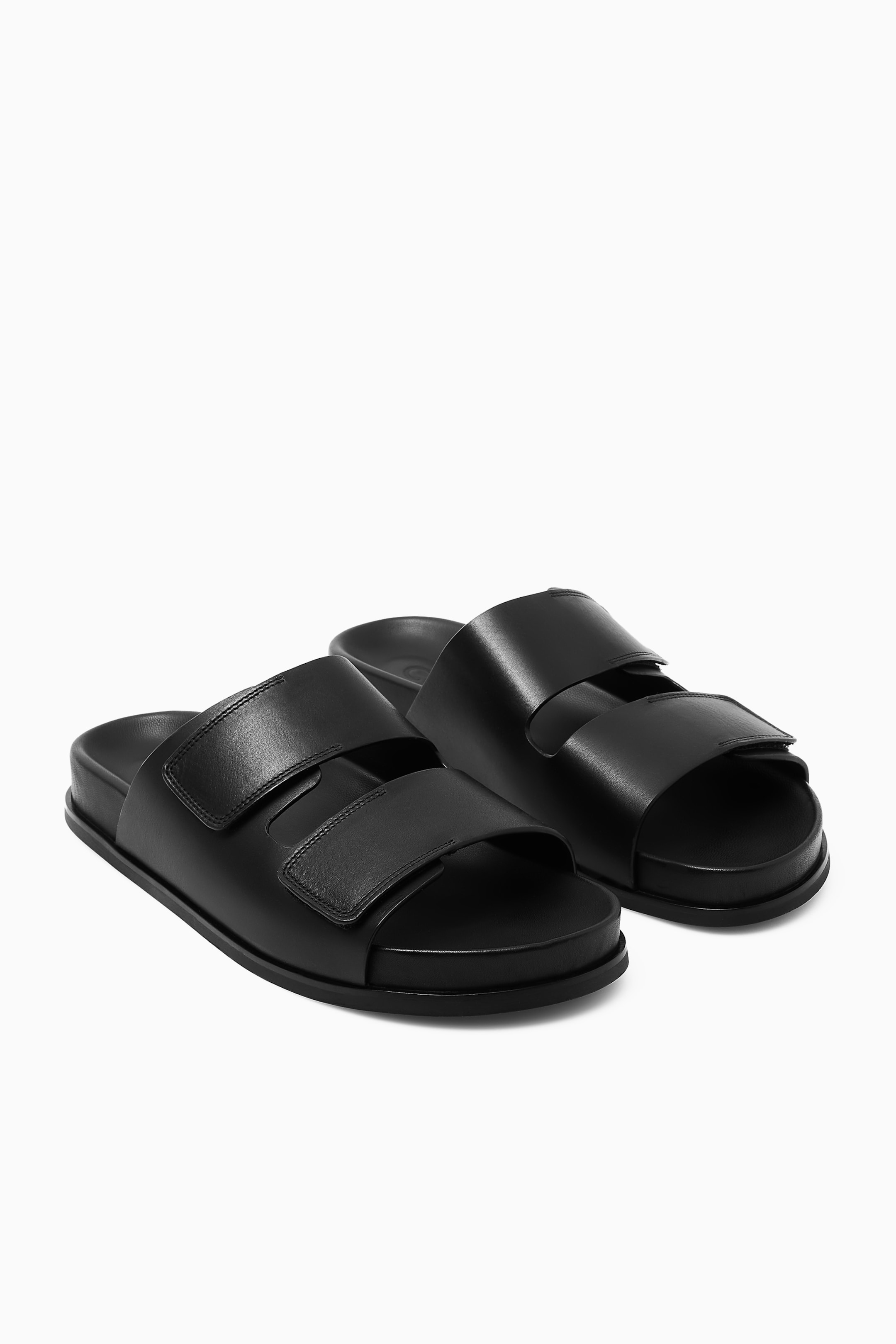Grösseres Bild ansehen: LEDERPANTOLETTEN MIT BREITEN RIEMEN - SCHWARZ - HERREN | H&M CH 4