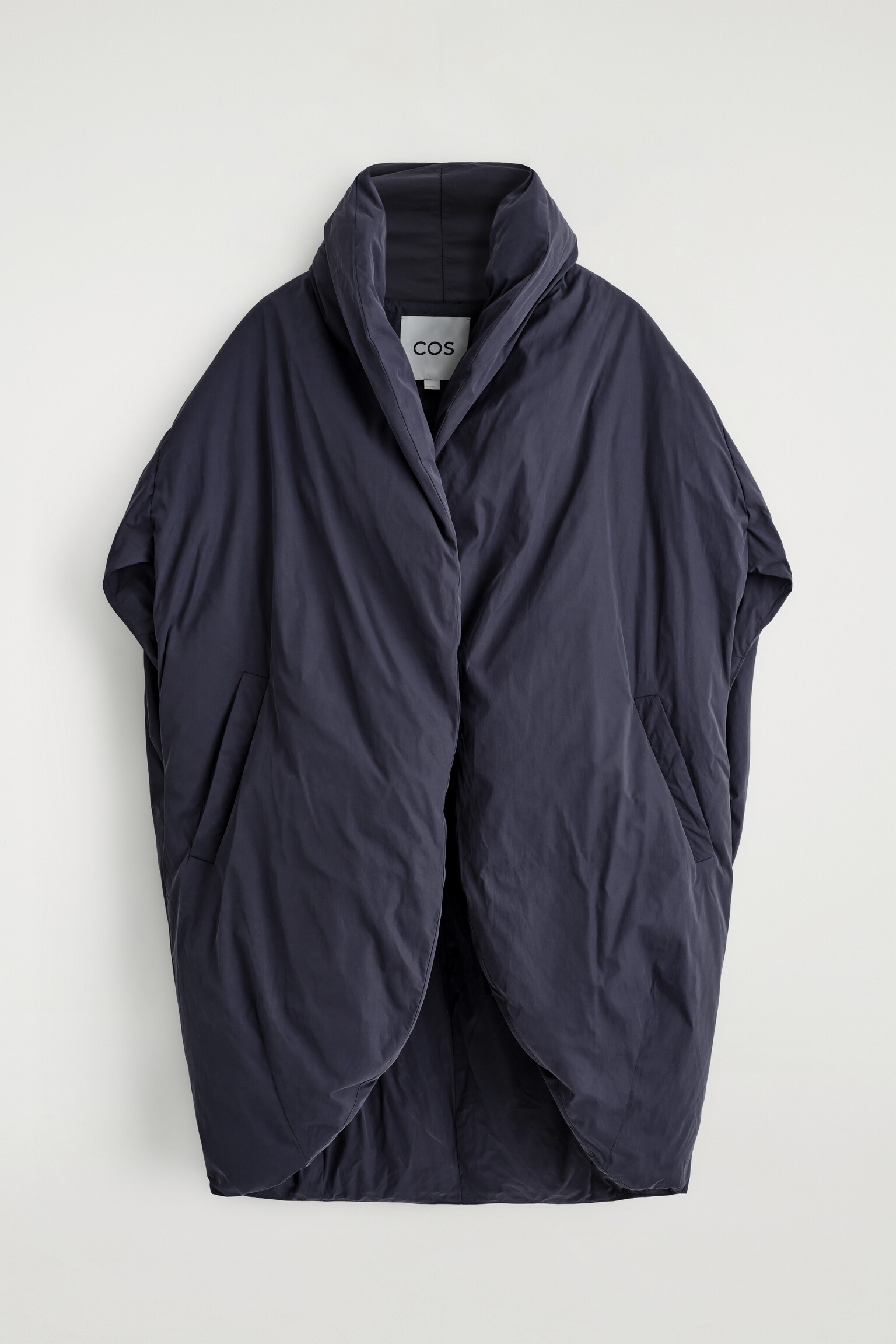 PLUMÍFERO OVERSIZE CON CUELLO CHAL - AZUL MARINO - 2