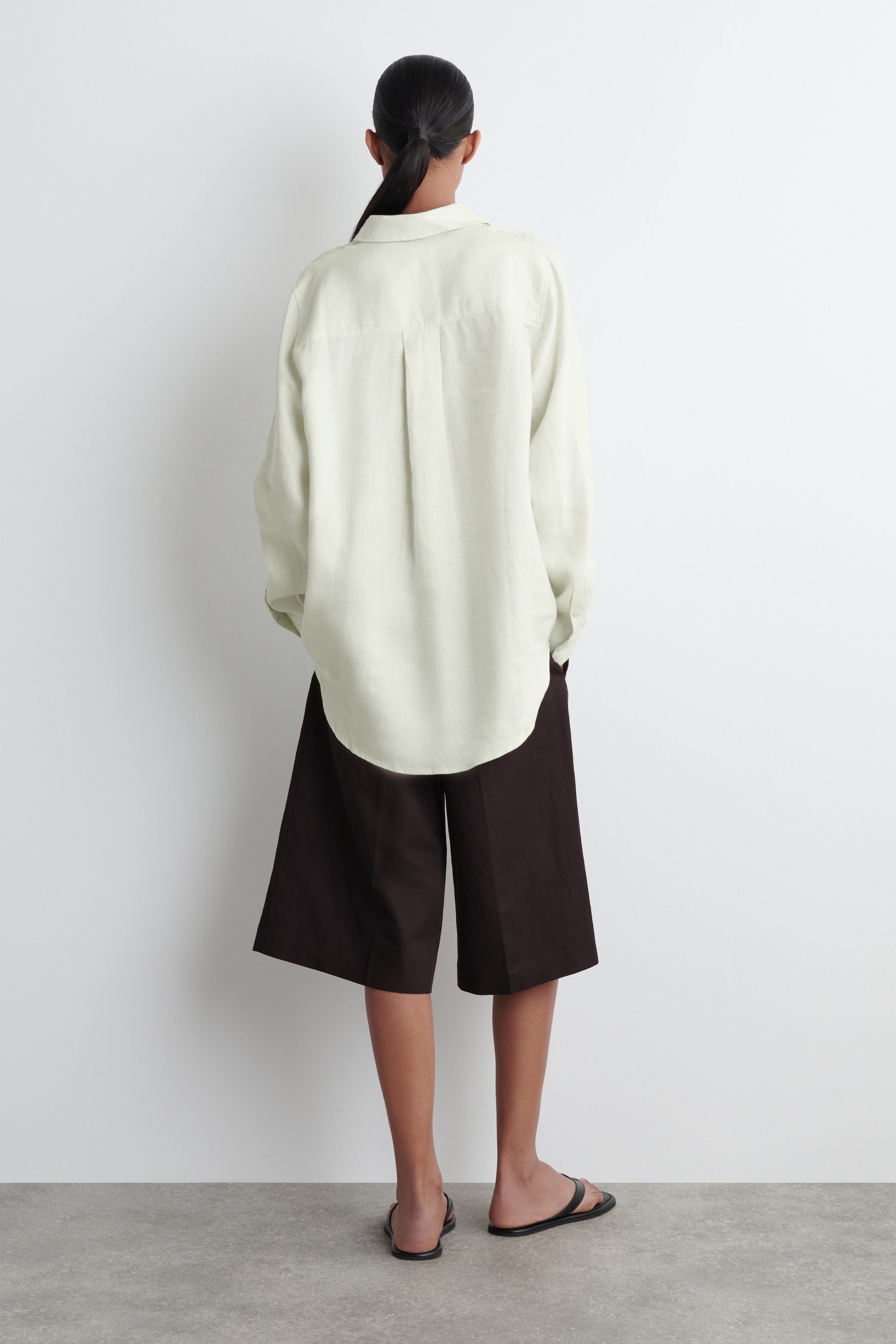 OVERSIZED LINEN SHIRT
