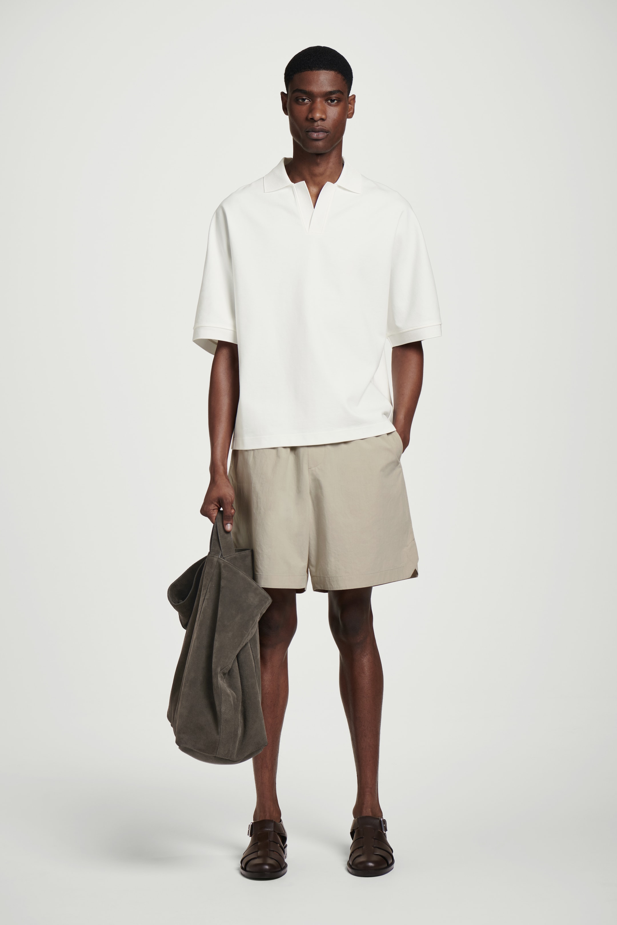 Grösseres Bild ansehen: SHORTS AUS PIMA-BAUMWOLLE MIT ELASTISCHEM BUND - BRAUN - HERREN | H&M CH 1
