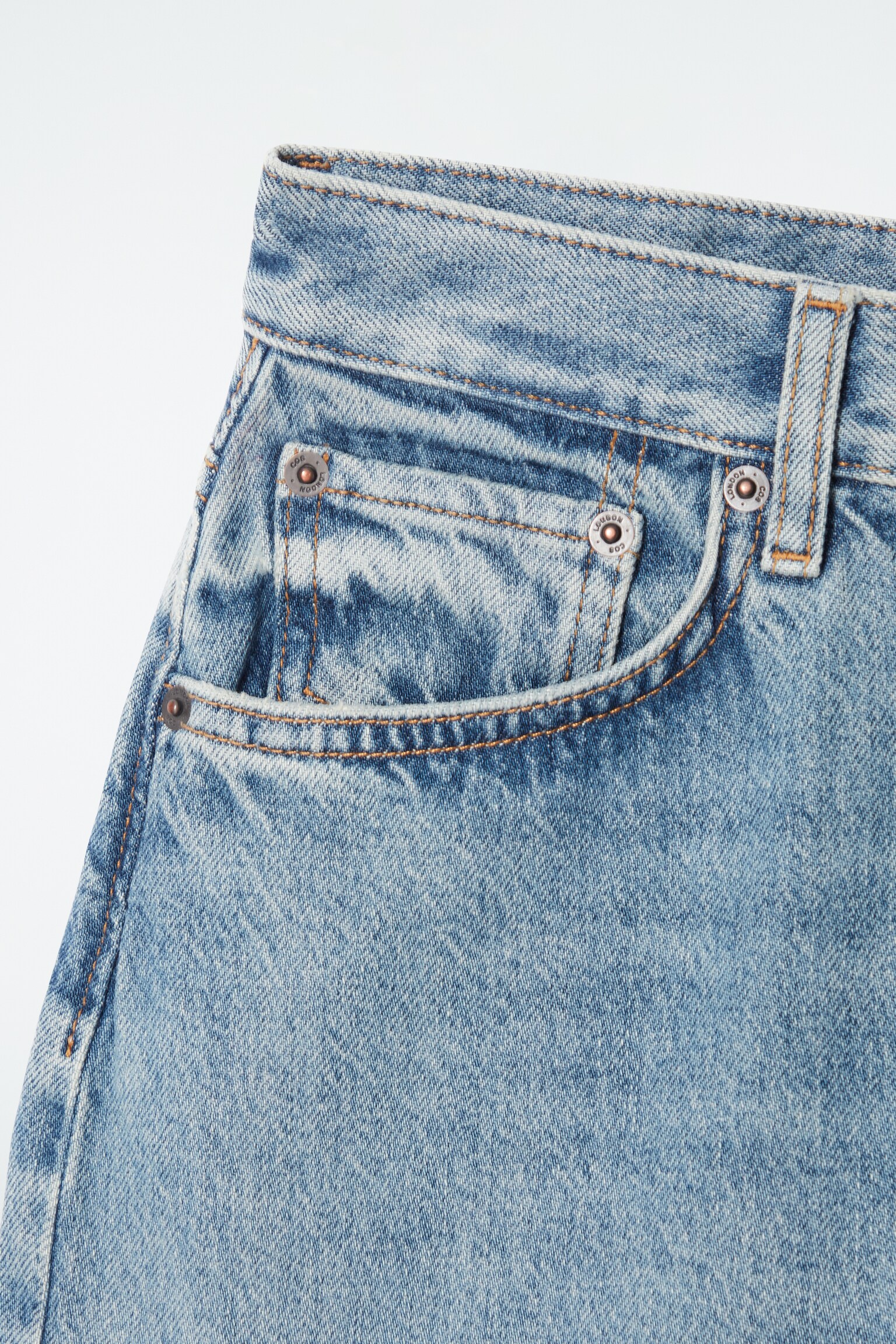 SHIFT STRAIGHT-LEG JEANS - FADED BLUE/FADED BLACK - 2