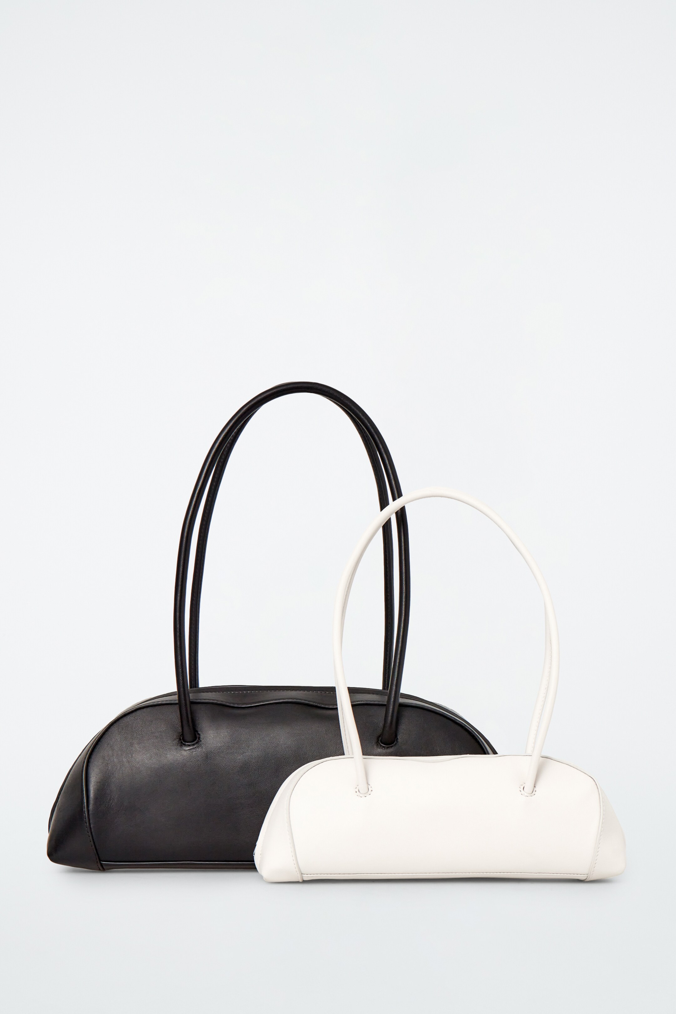 Ingrandisci l'immagine: EASTSIDE MINI BOWLING BAG - LEATHER - WHITE - DONNA | H&M CH 3