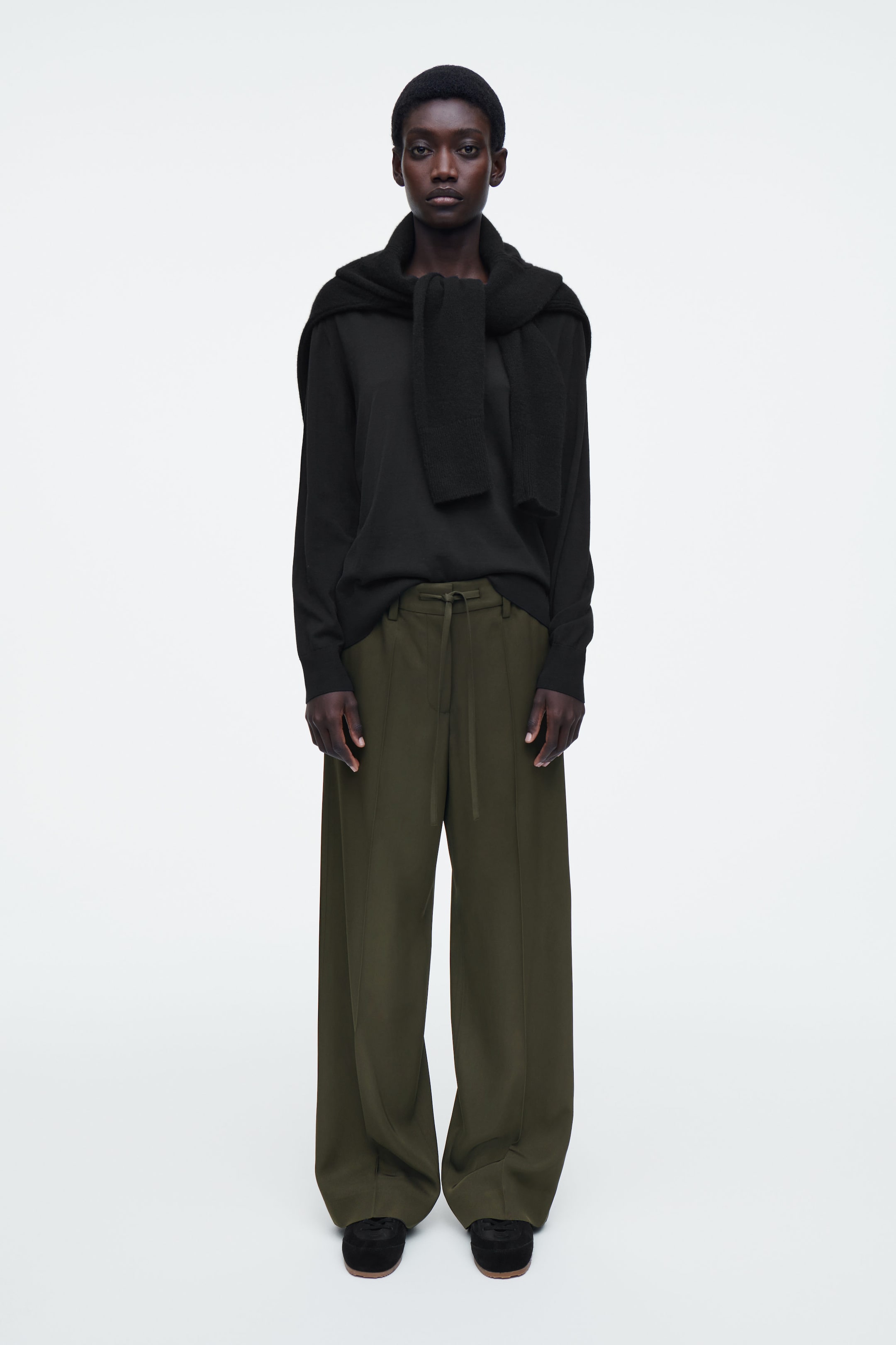 PANTALONE A GAMBA DRITTA CON COULISSE